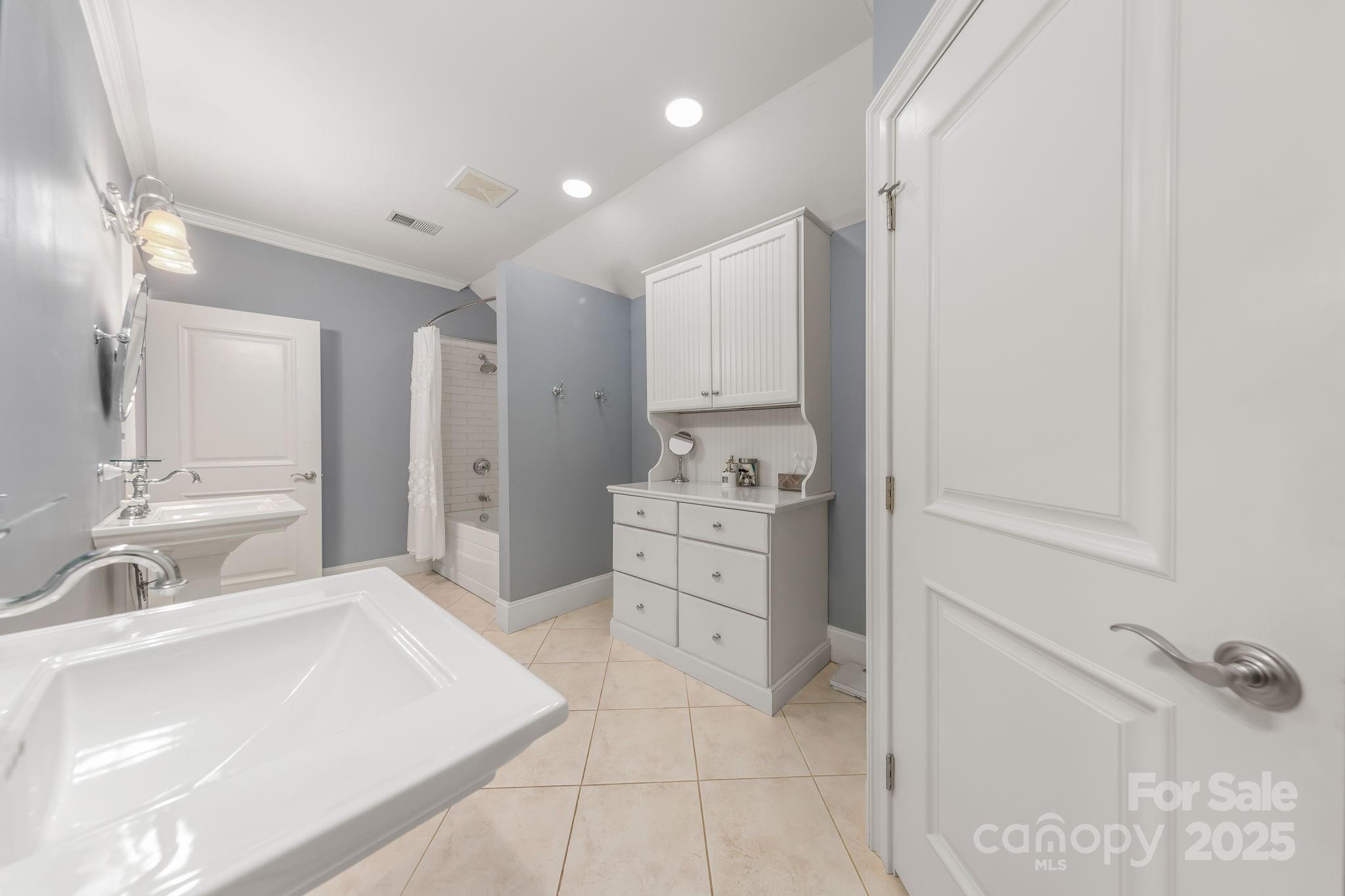 7967 Glen Abbey Circle