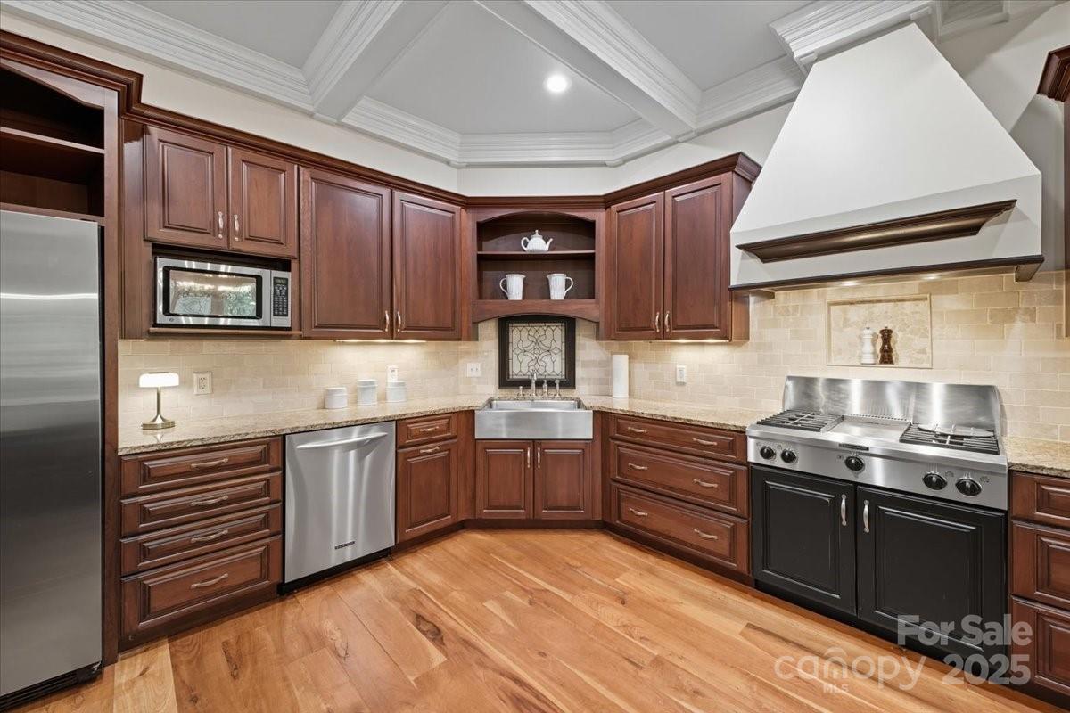 7967 Glen Abbey Circle