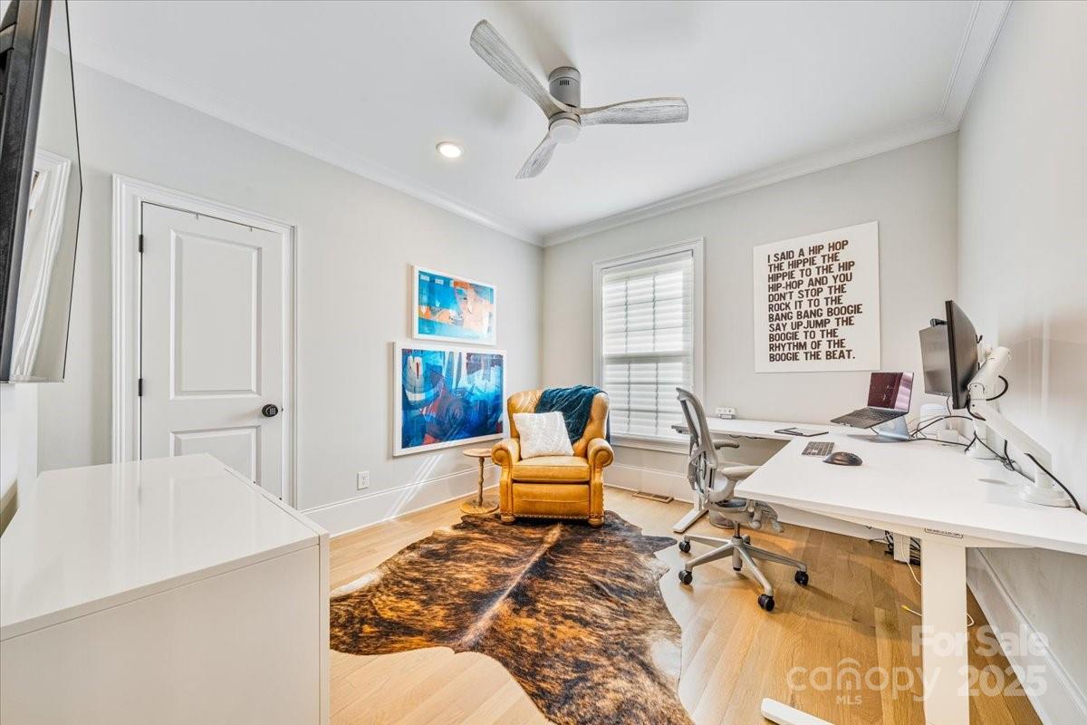 910 Heather Lane