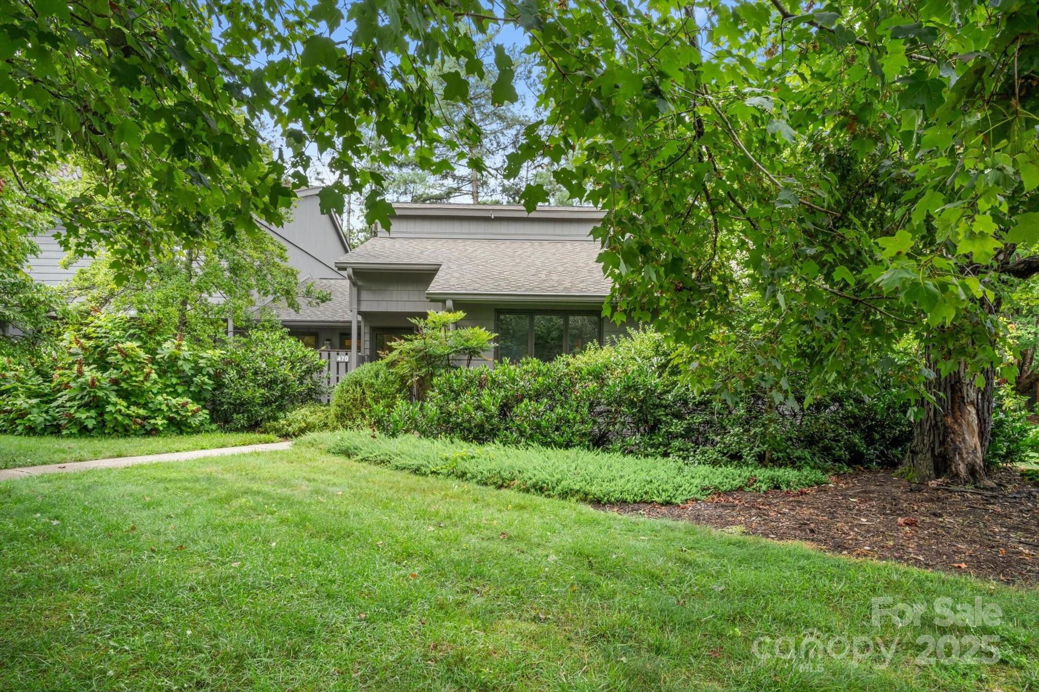 470 Crowfields Drive Unit: 6