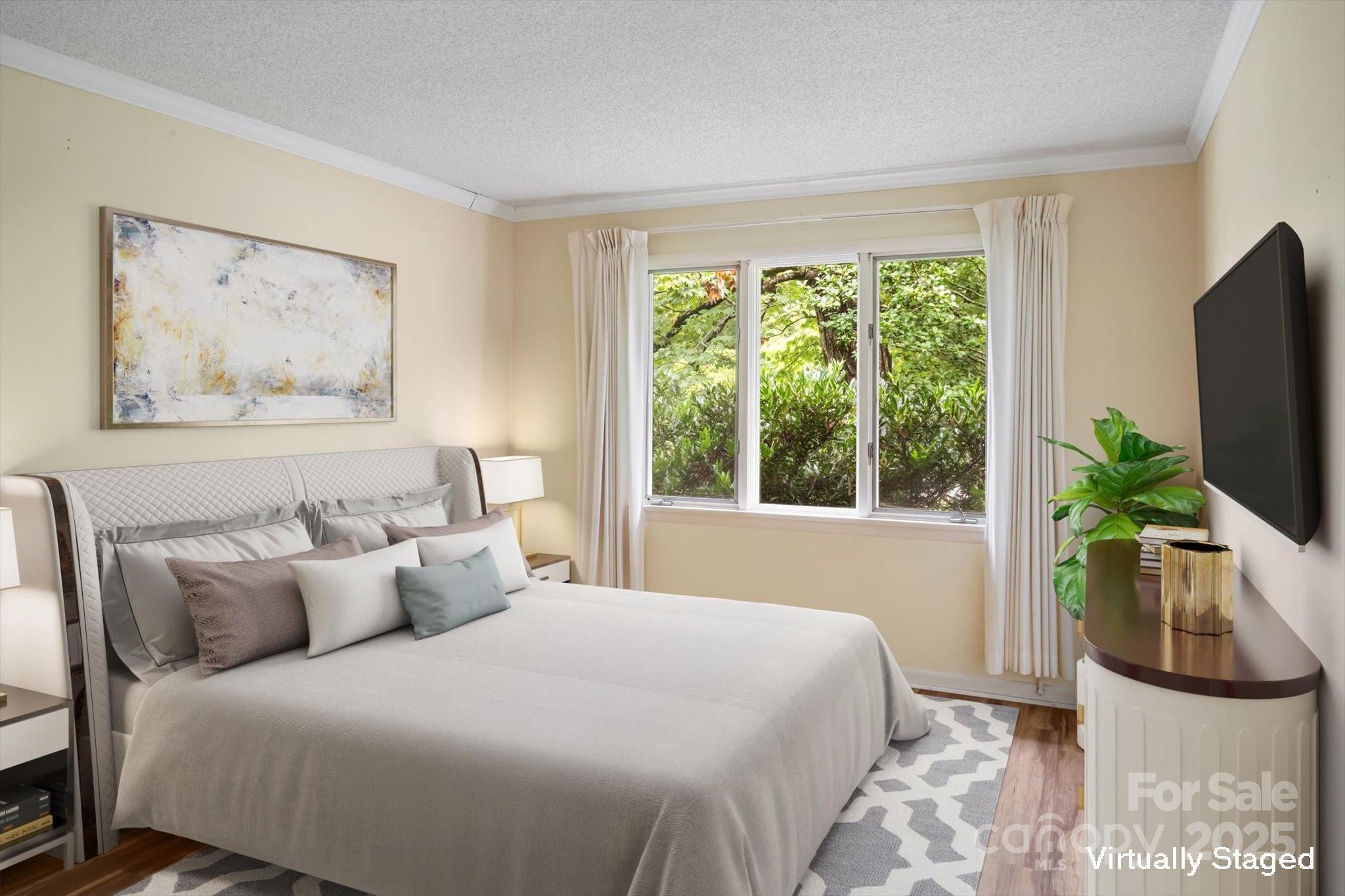 470 Crowfields Drive Unit: 6