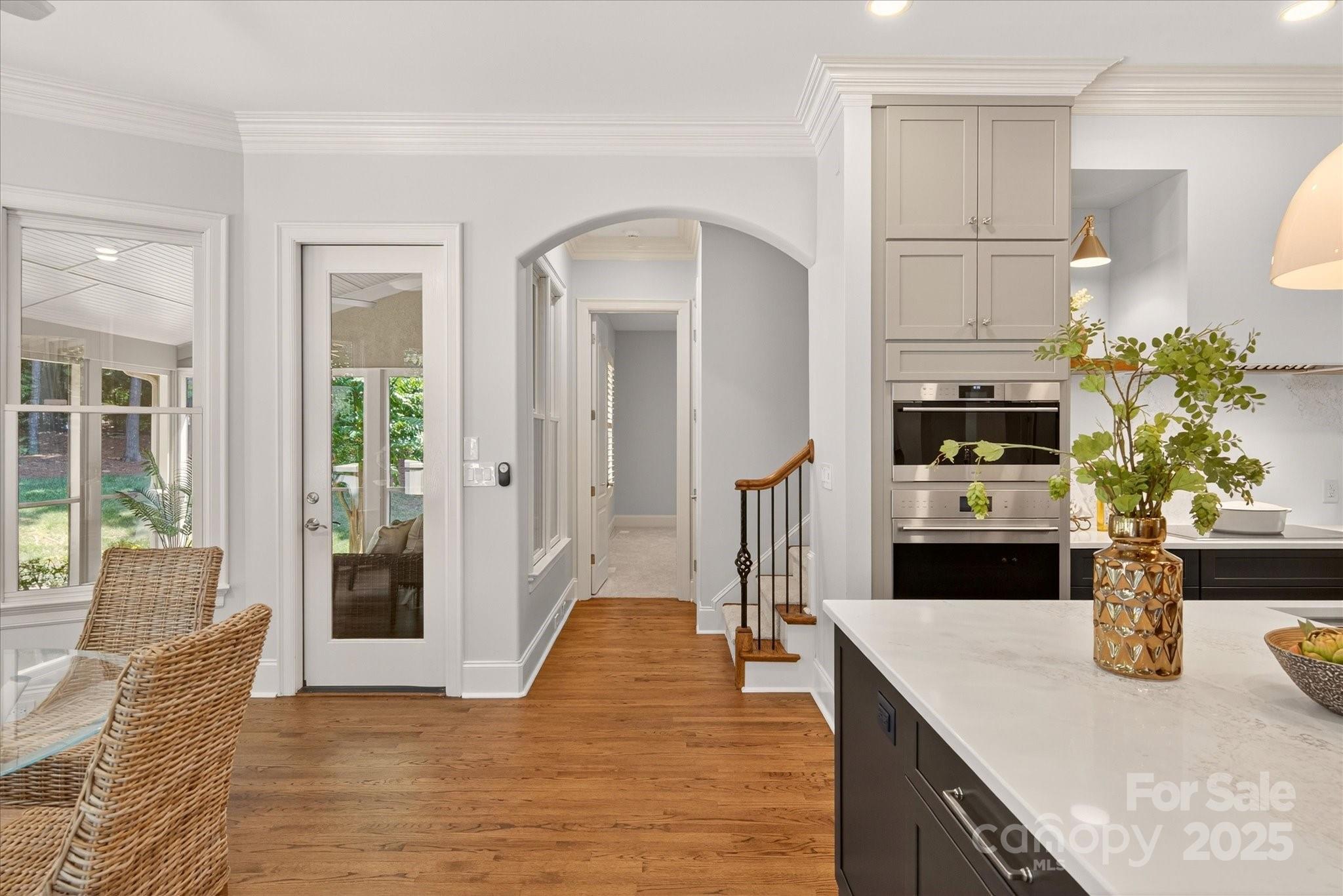 1029 Seminole Drive