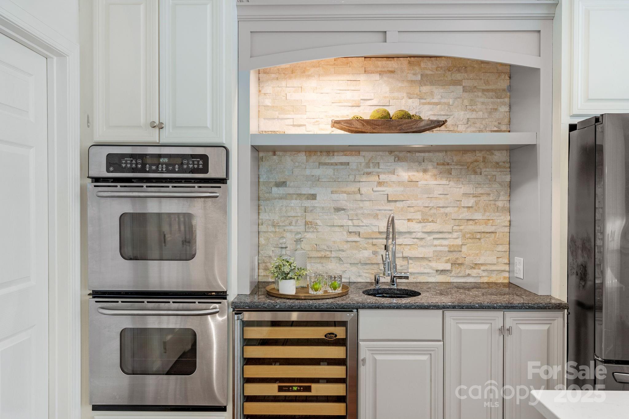 5318 Providence Country Club Drive