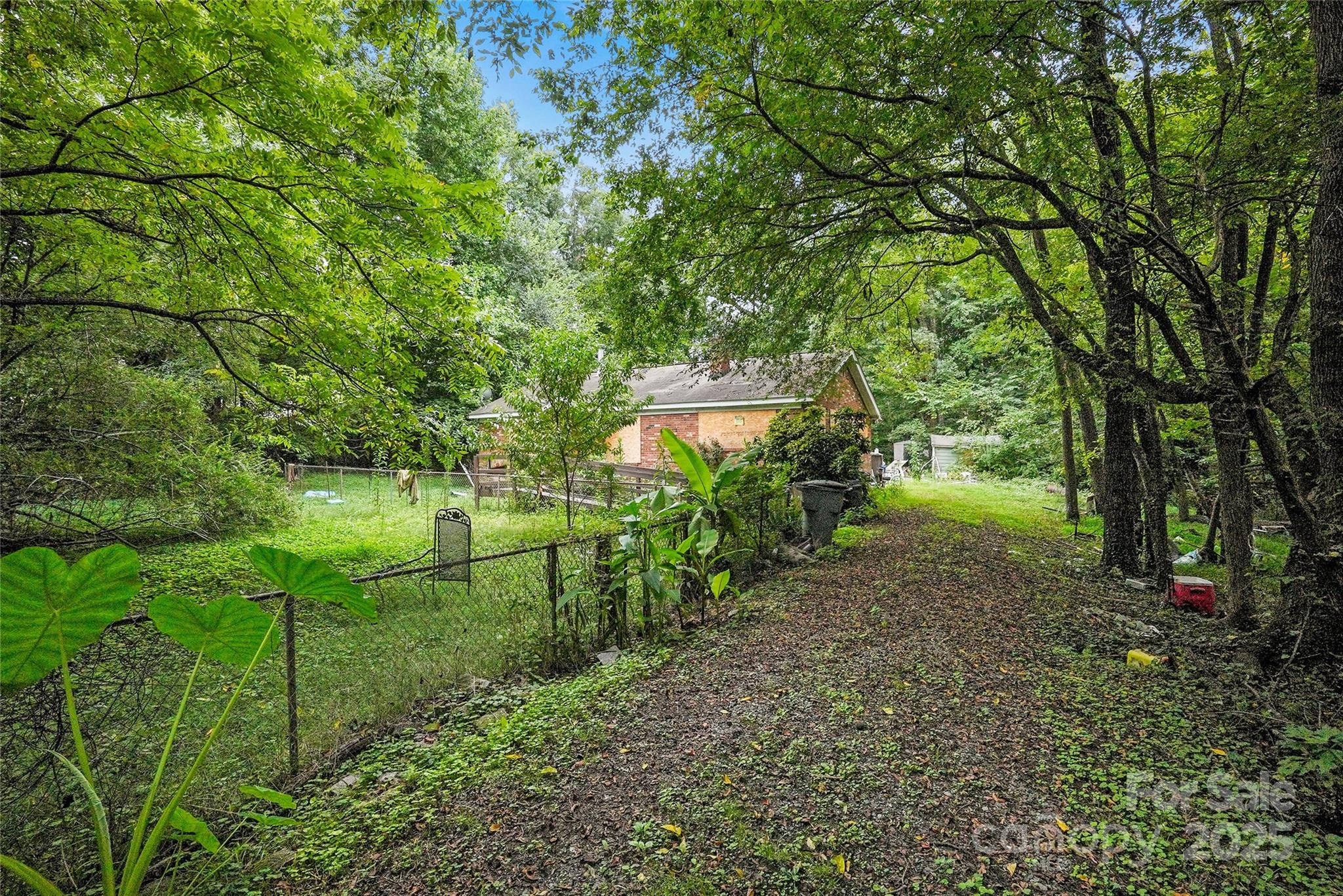 6109 Paw Creek Road