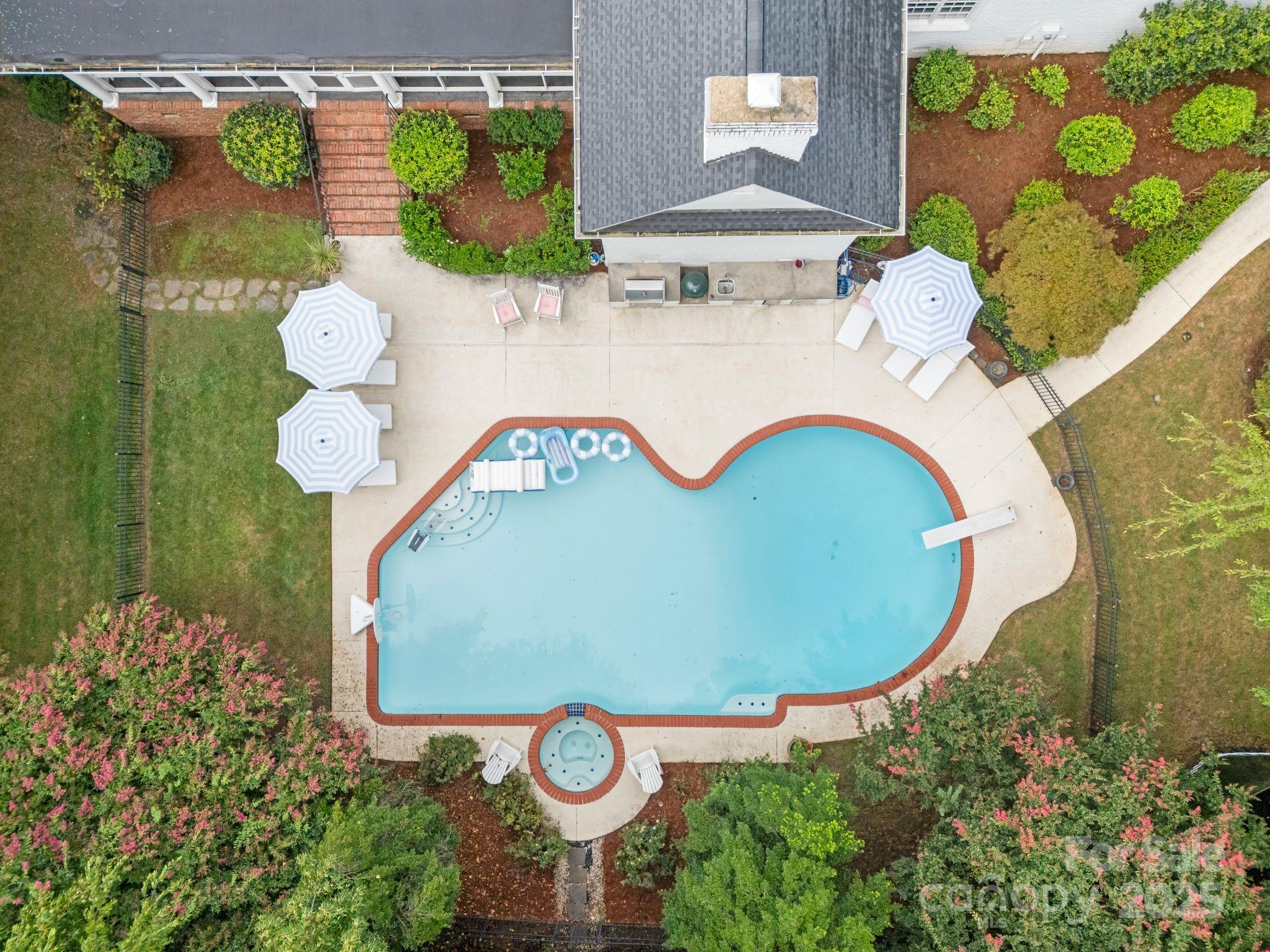 3605 Hampton Manor Drive