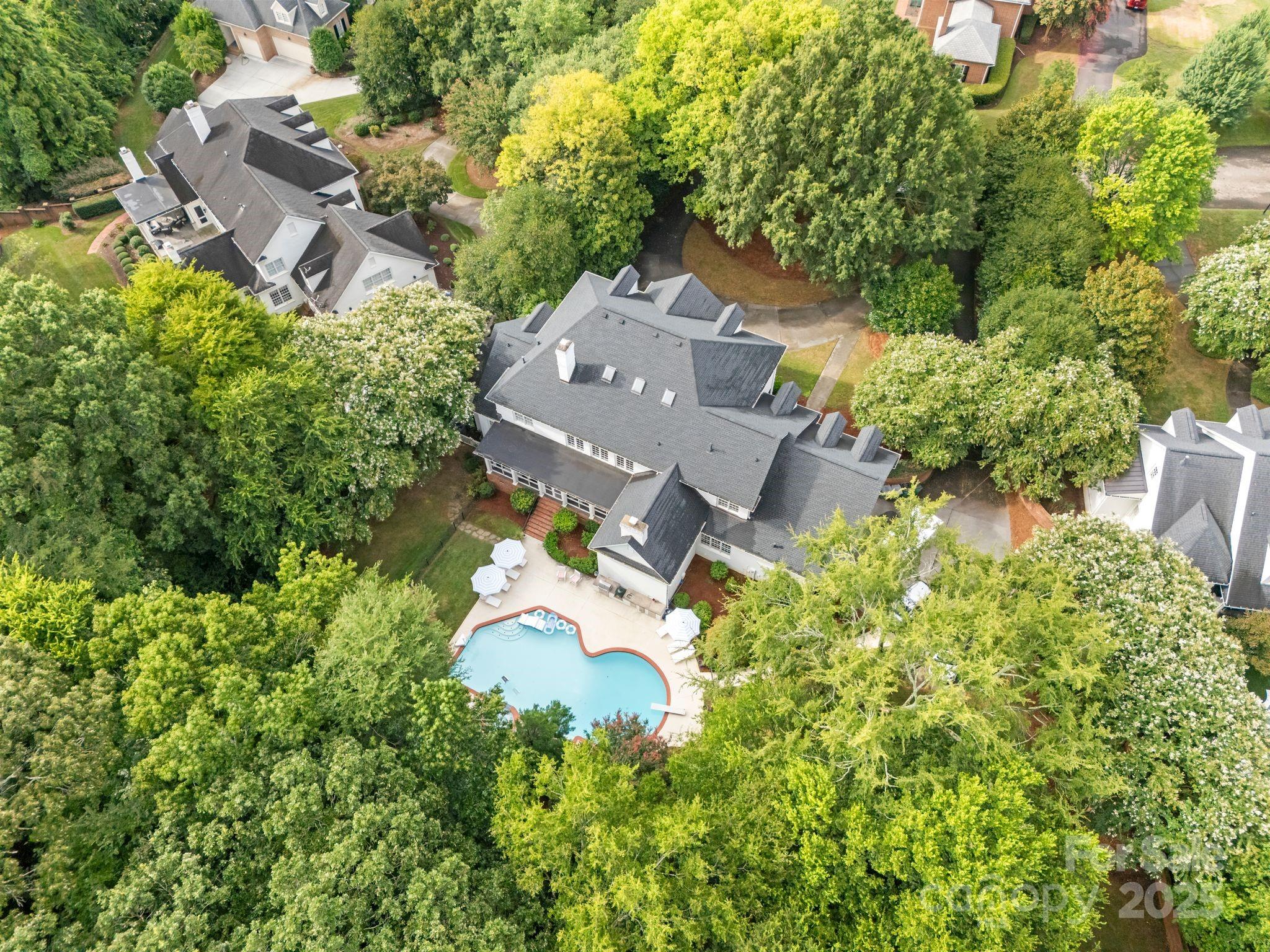 3605 Hampton Manor Drive