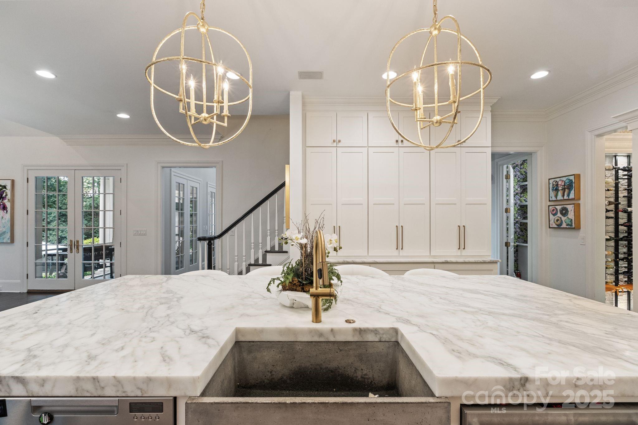 3605 Hampton Manor Drive