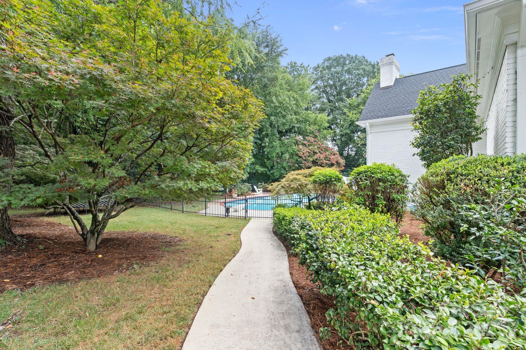 3605 Hampton Manor Drive