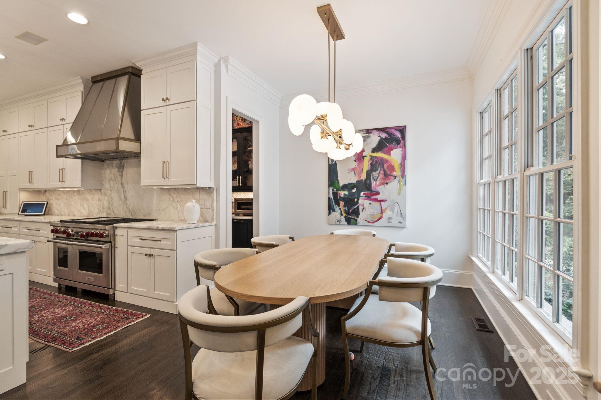 3605 Hampton Manor Drive