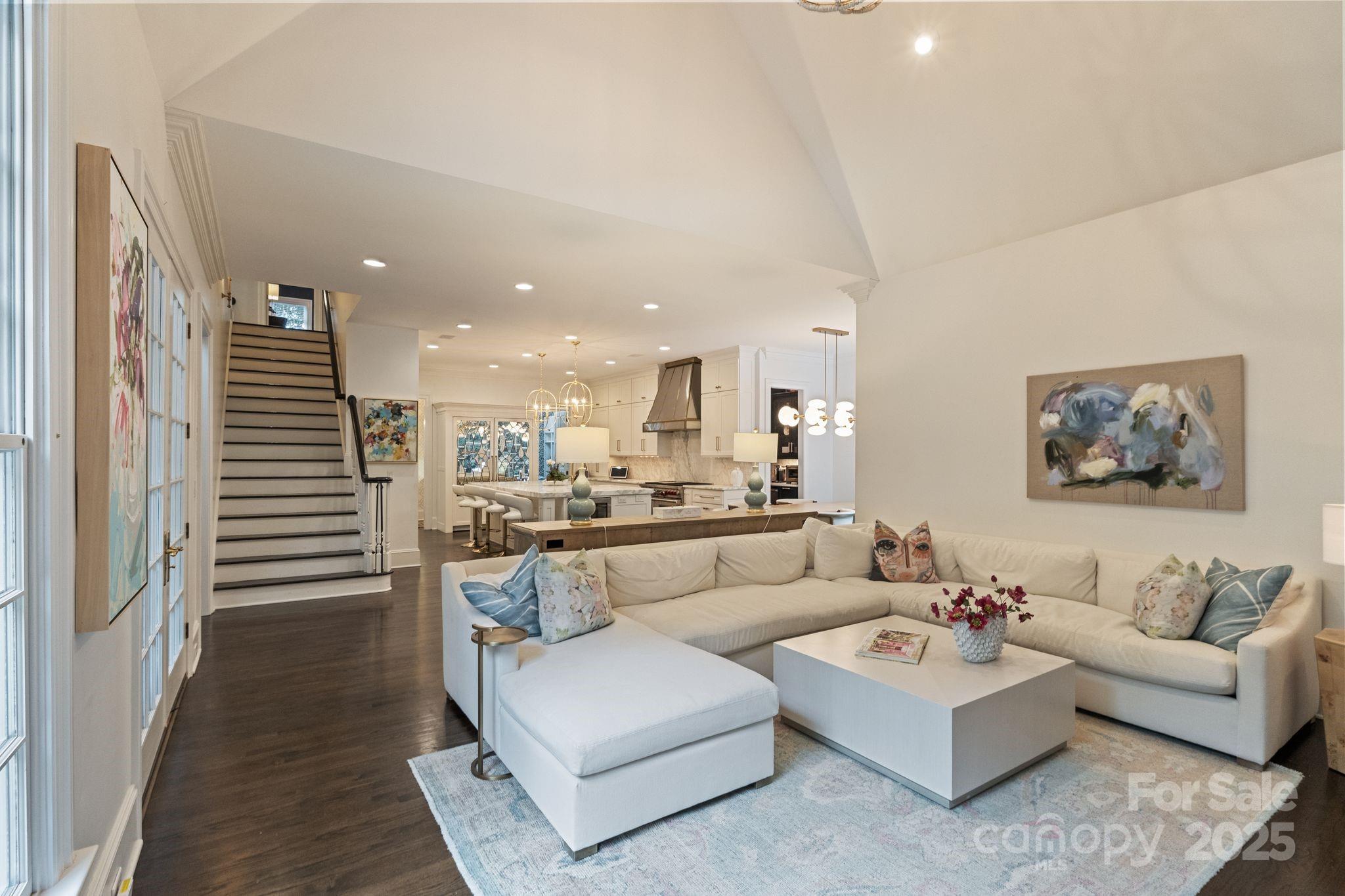 3605 Hampton Manor Drive