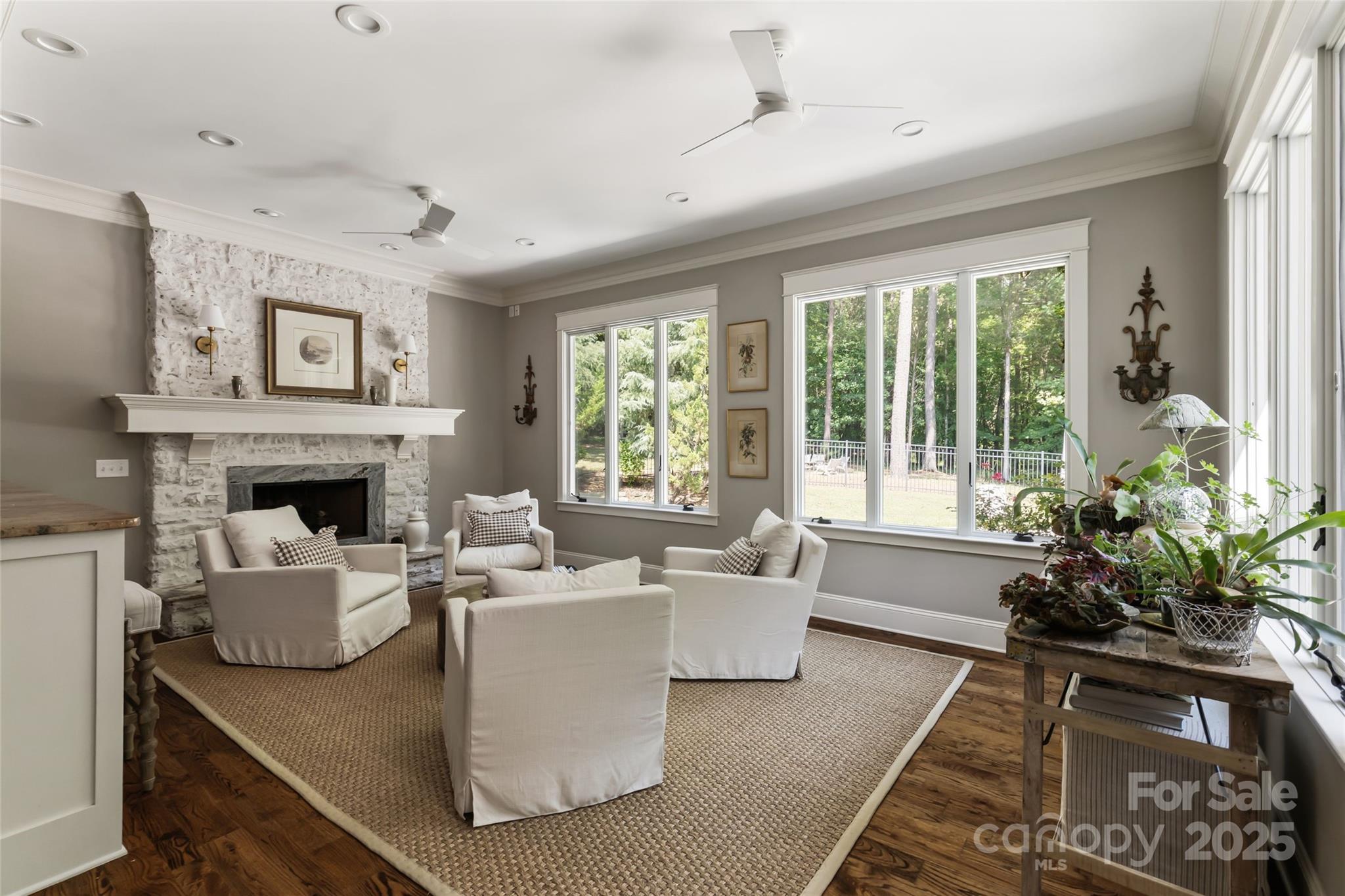 1415 Rosehill Drive