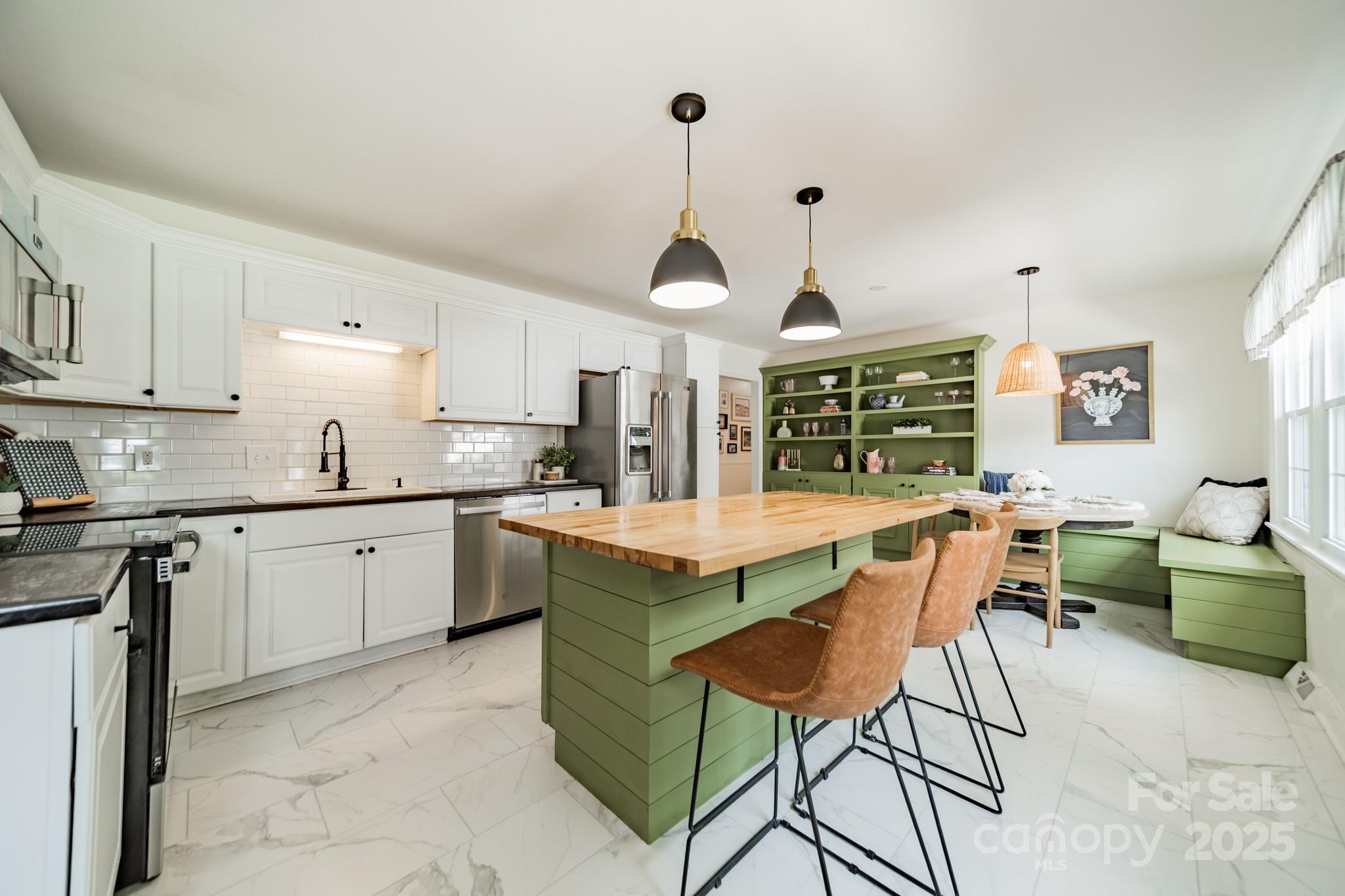 4123 Tamerlane Drive