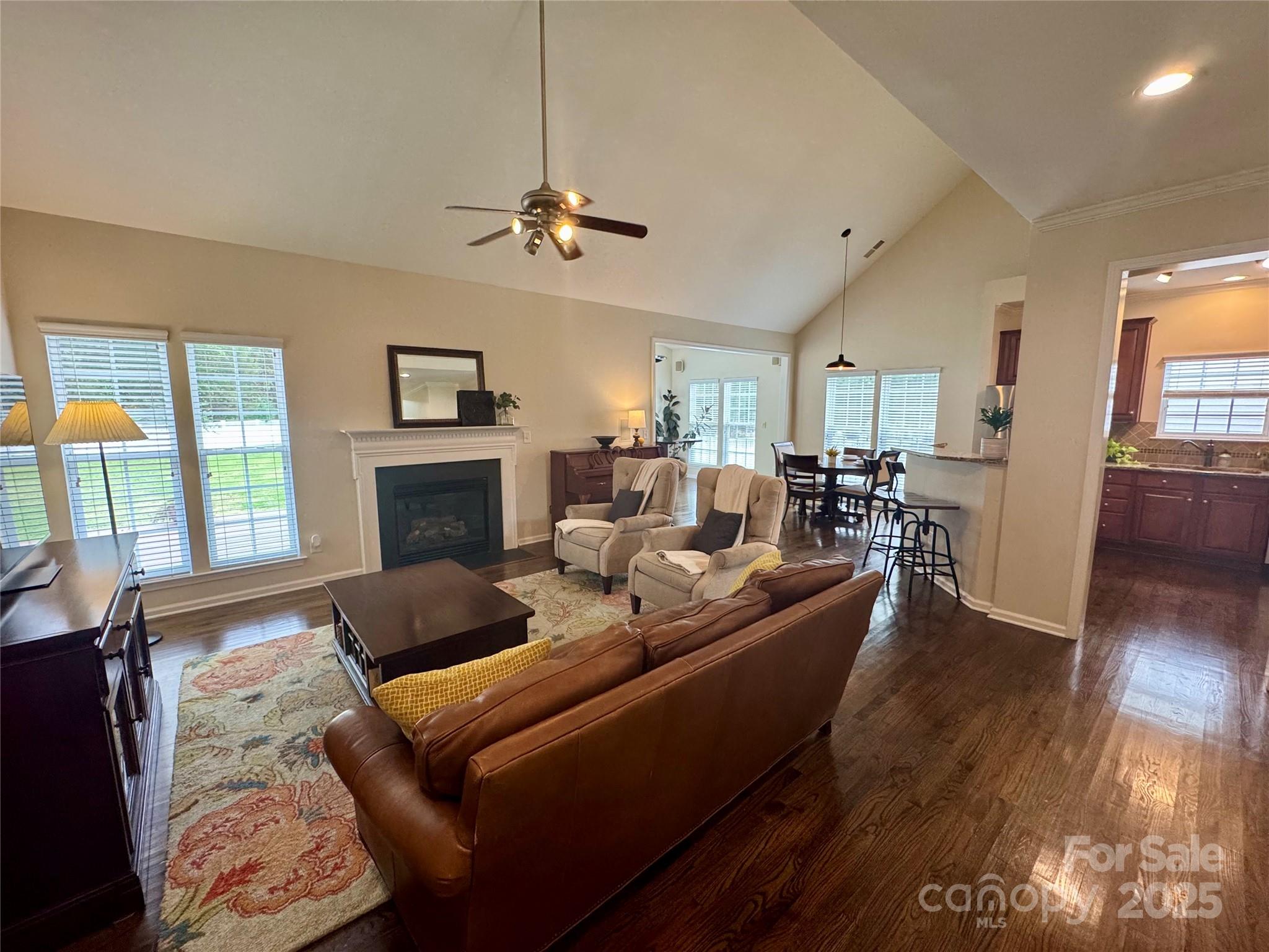 2676 Sunberry Lane NW