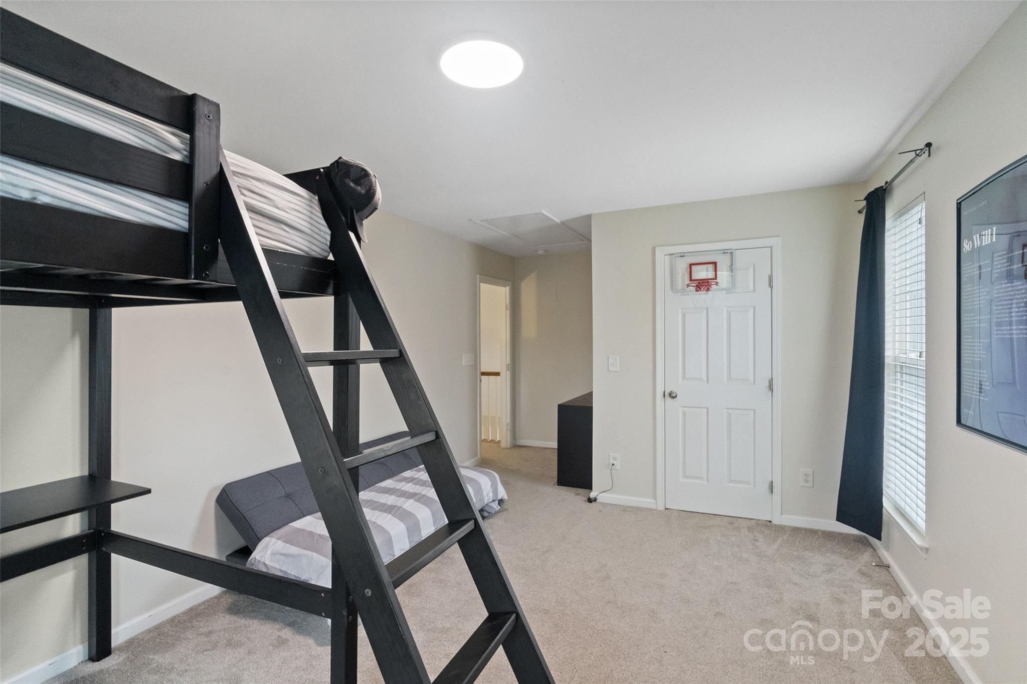 2676 Sunberry Lane NW