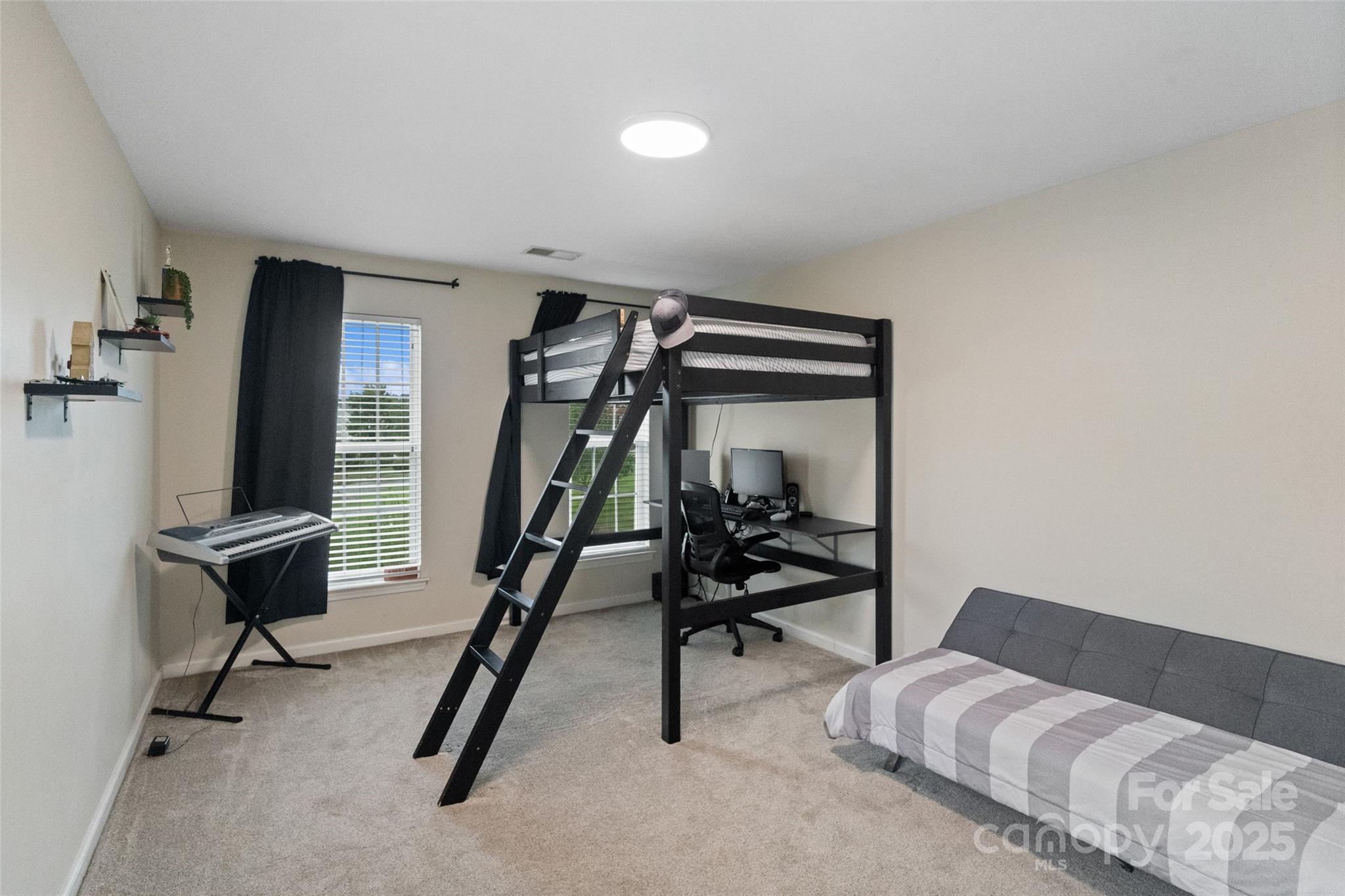 2676 Sunberry Lane NW