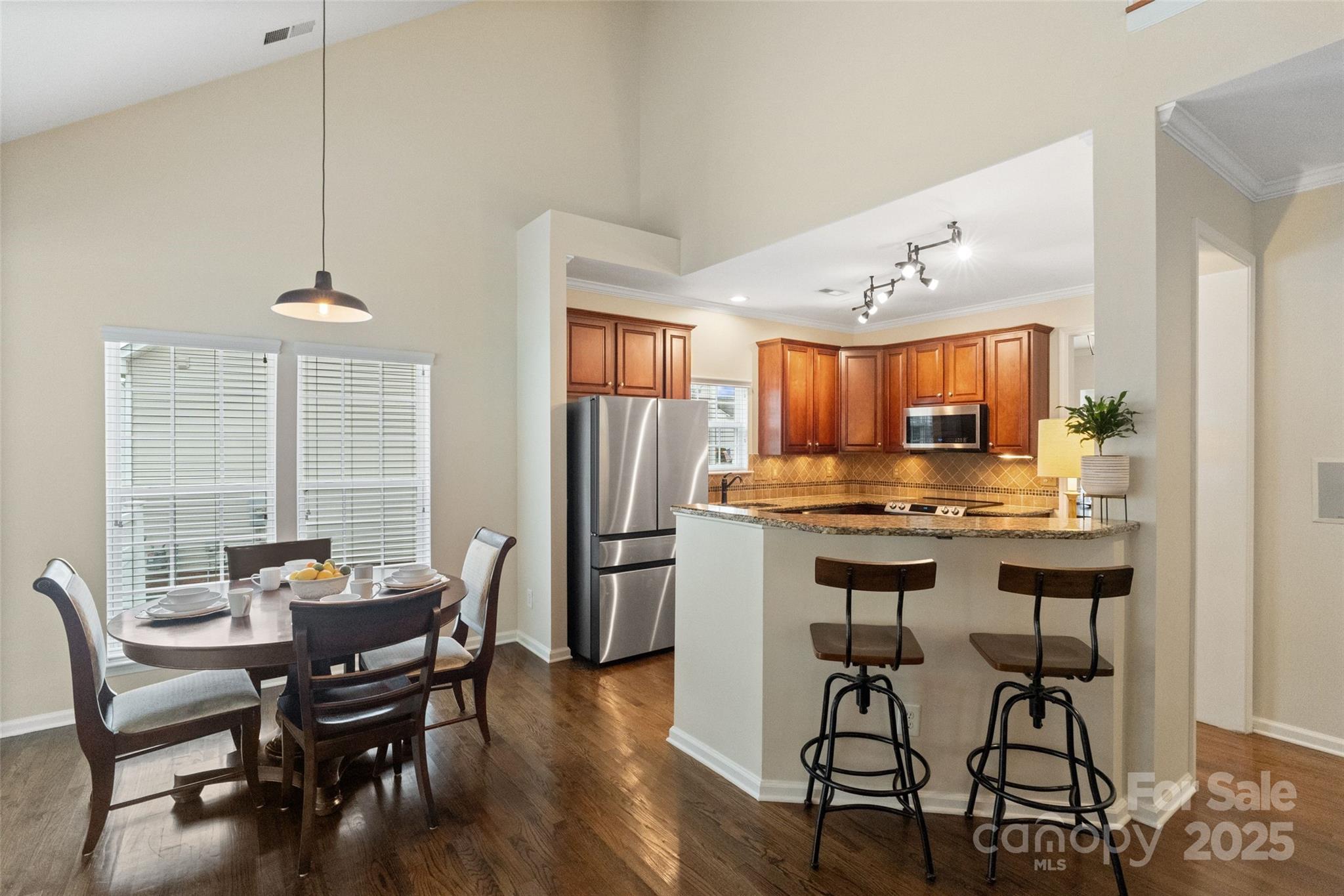 2676 Sunberry Lane NW