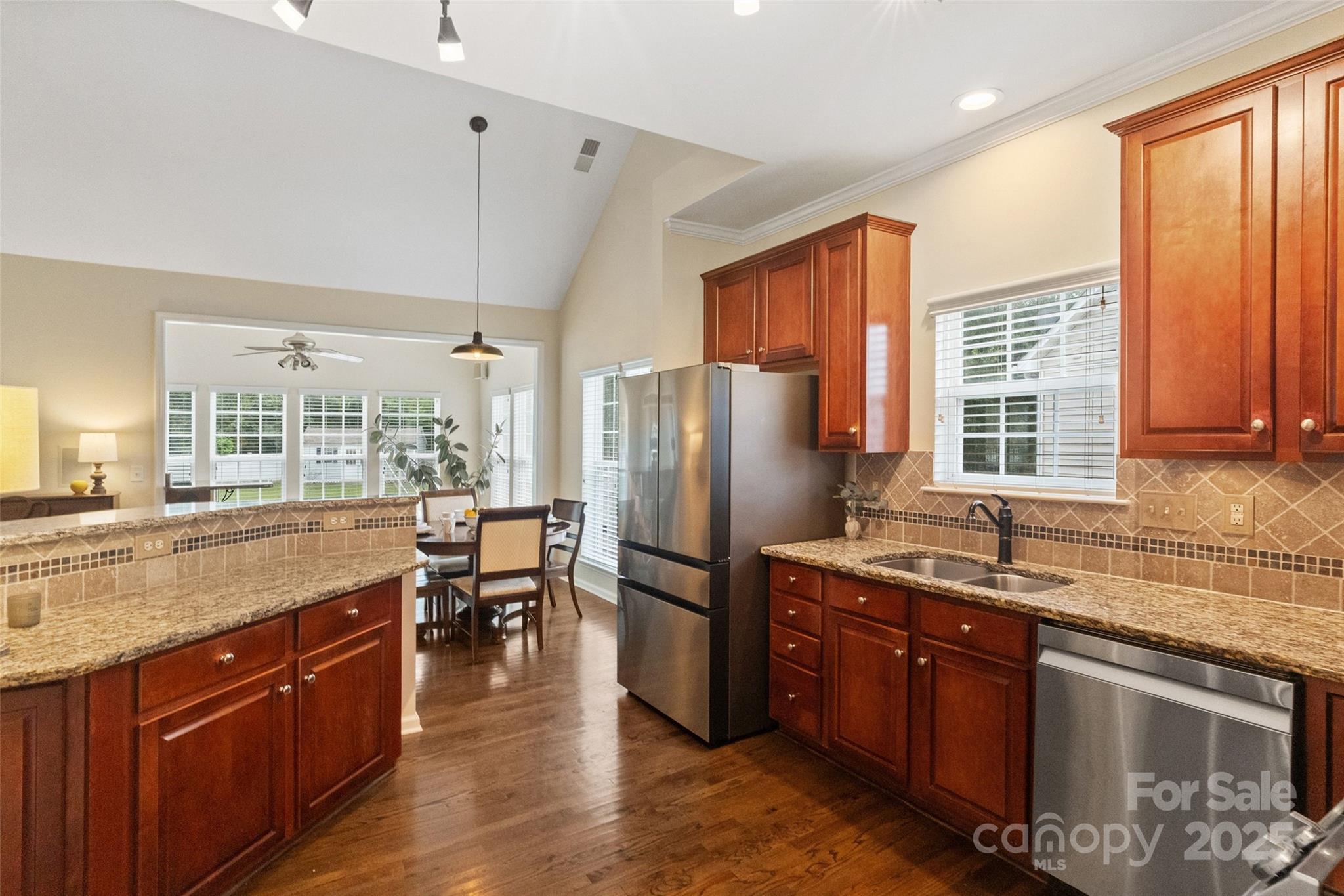 2676 Sunberry Lane NW