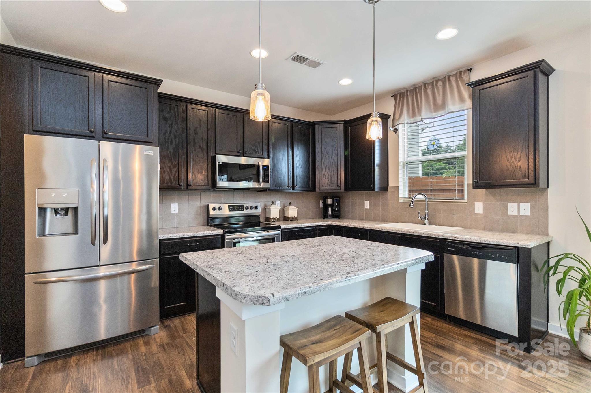 4626 Gibbons Link Road