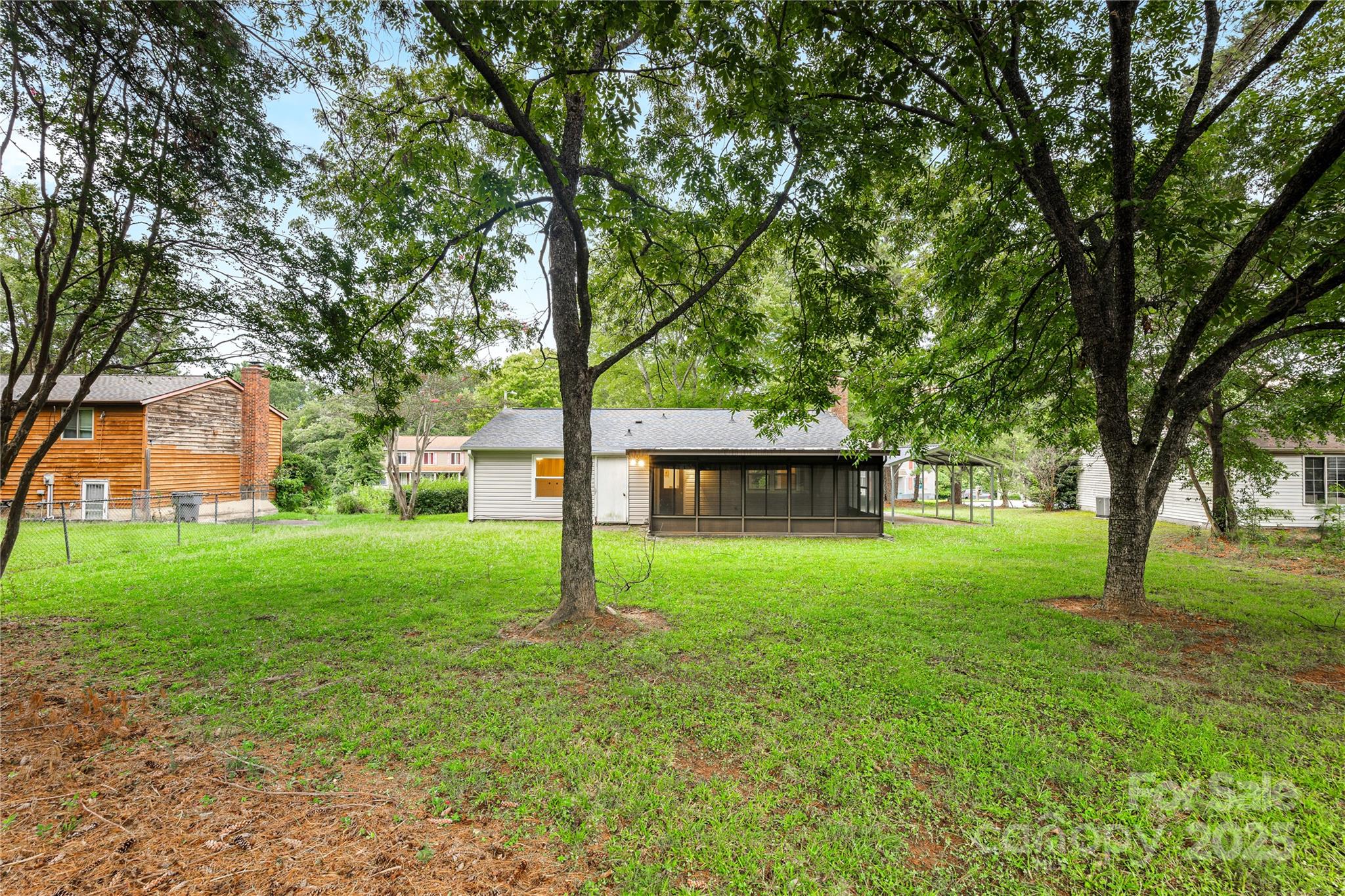 7916 Holly Hill Road