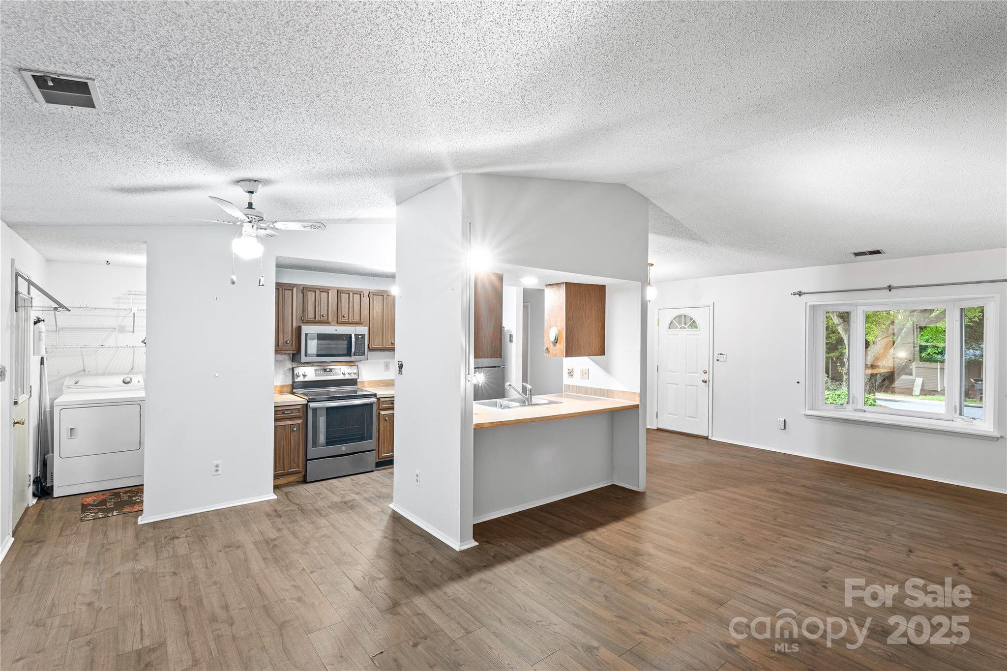 7916 Holly Hill Road