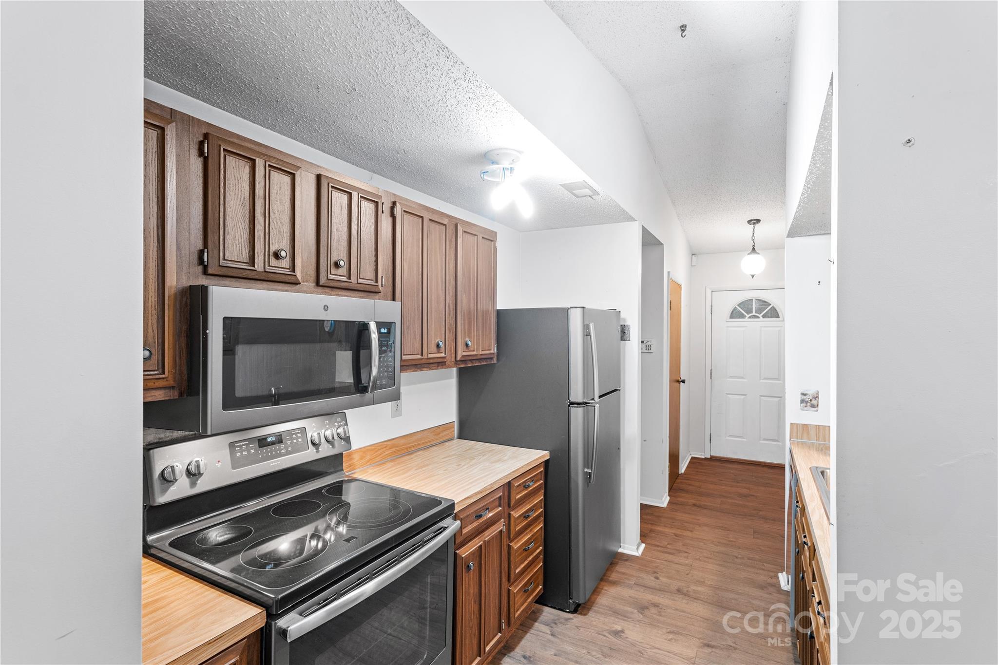 7916 Holly Hill Road