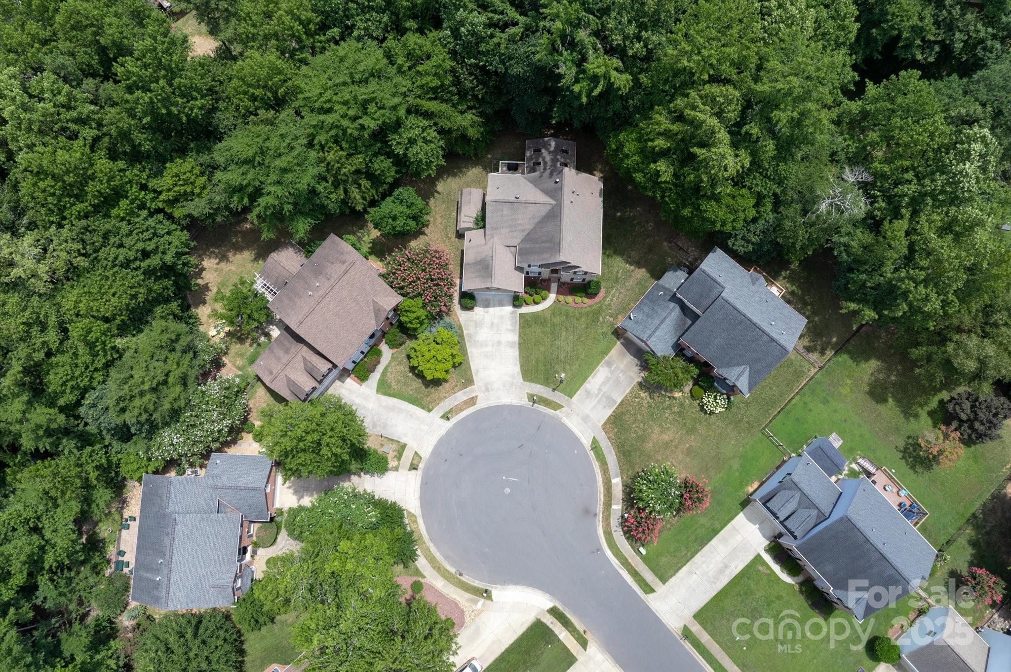 2524 Macie Glen Court