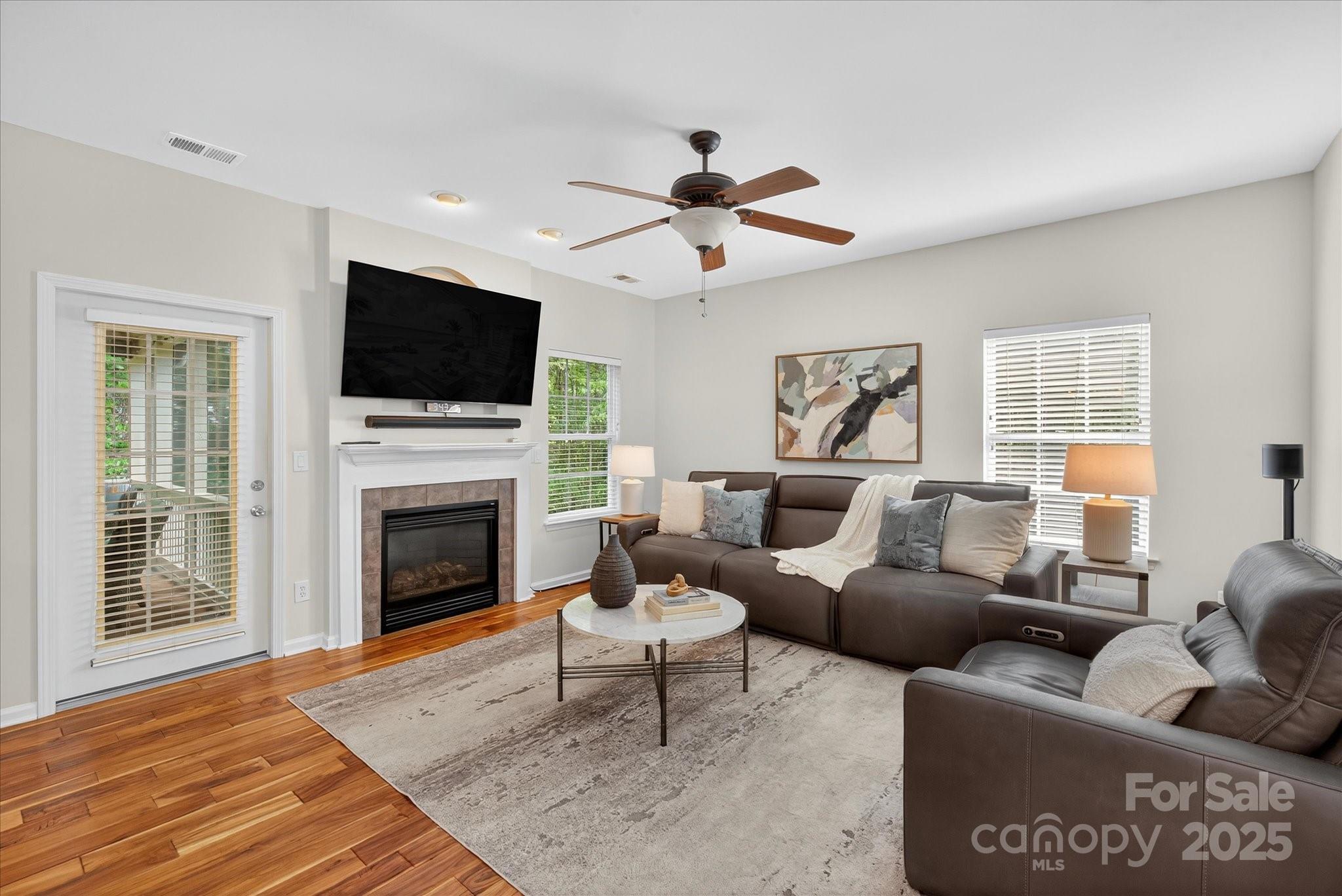 2524 Macie Glen Court