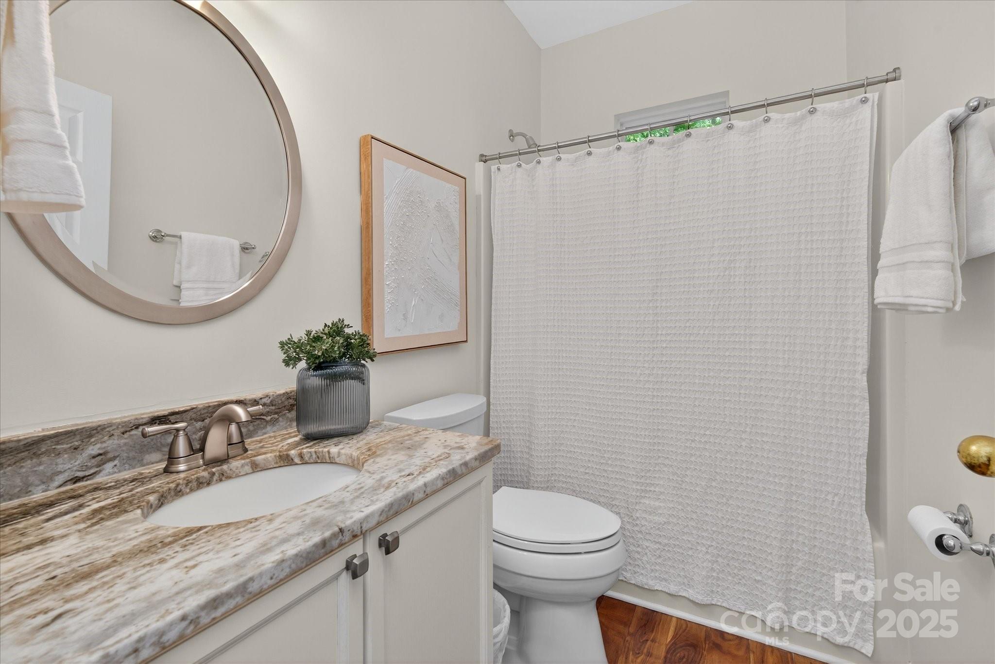 2524 Macie Glen Court