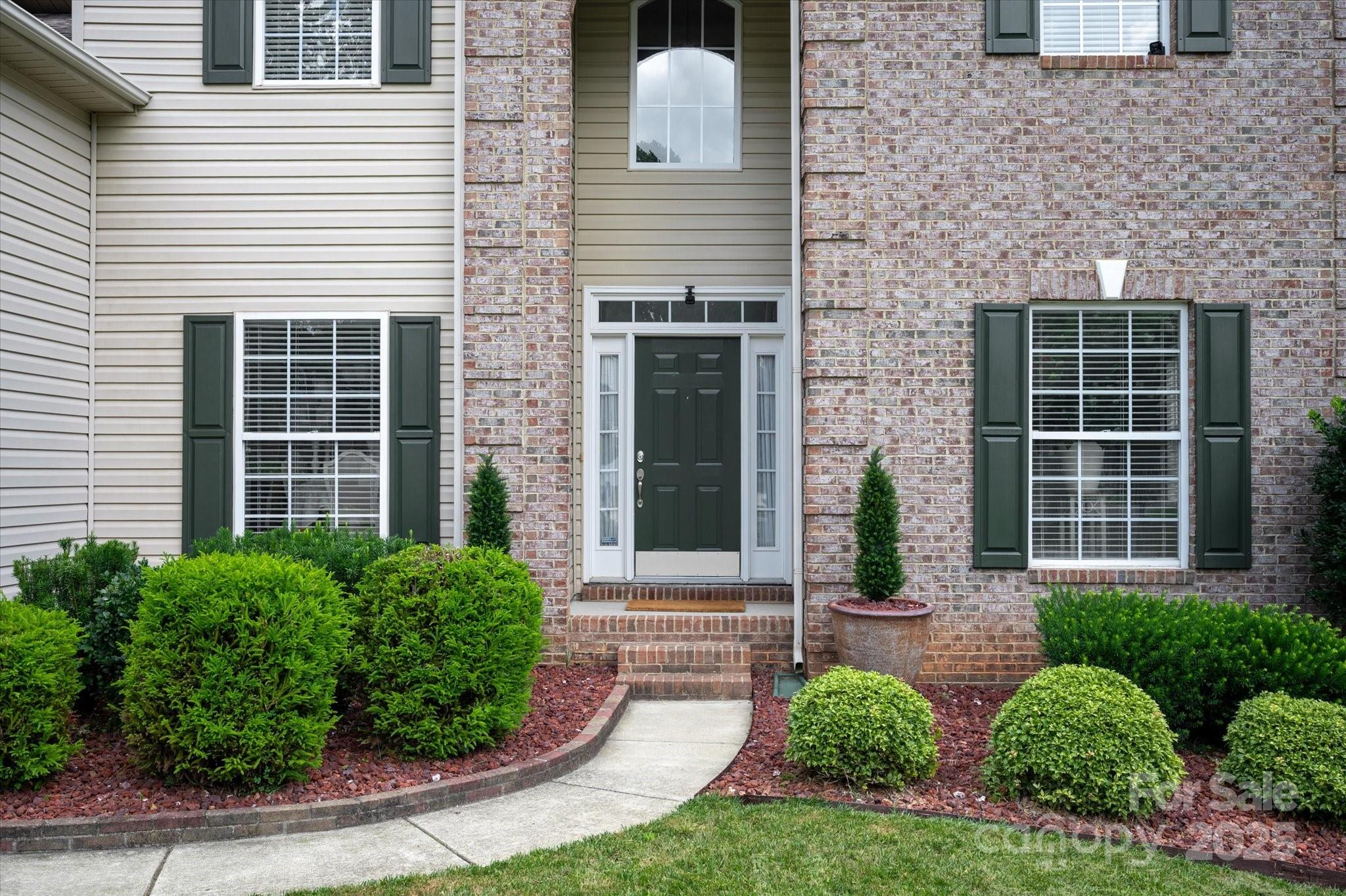 2524 Macie Glen Court