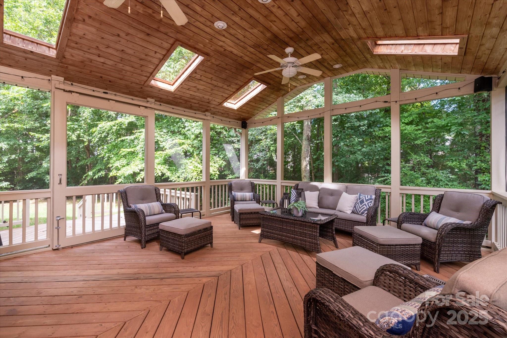 2524 Macie Glen Court