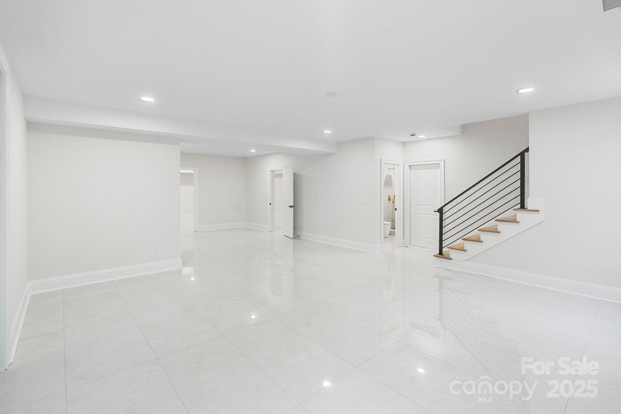 3204 Chancellor Lane