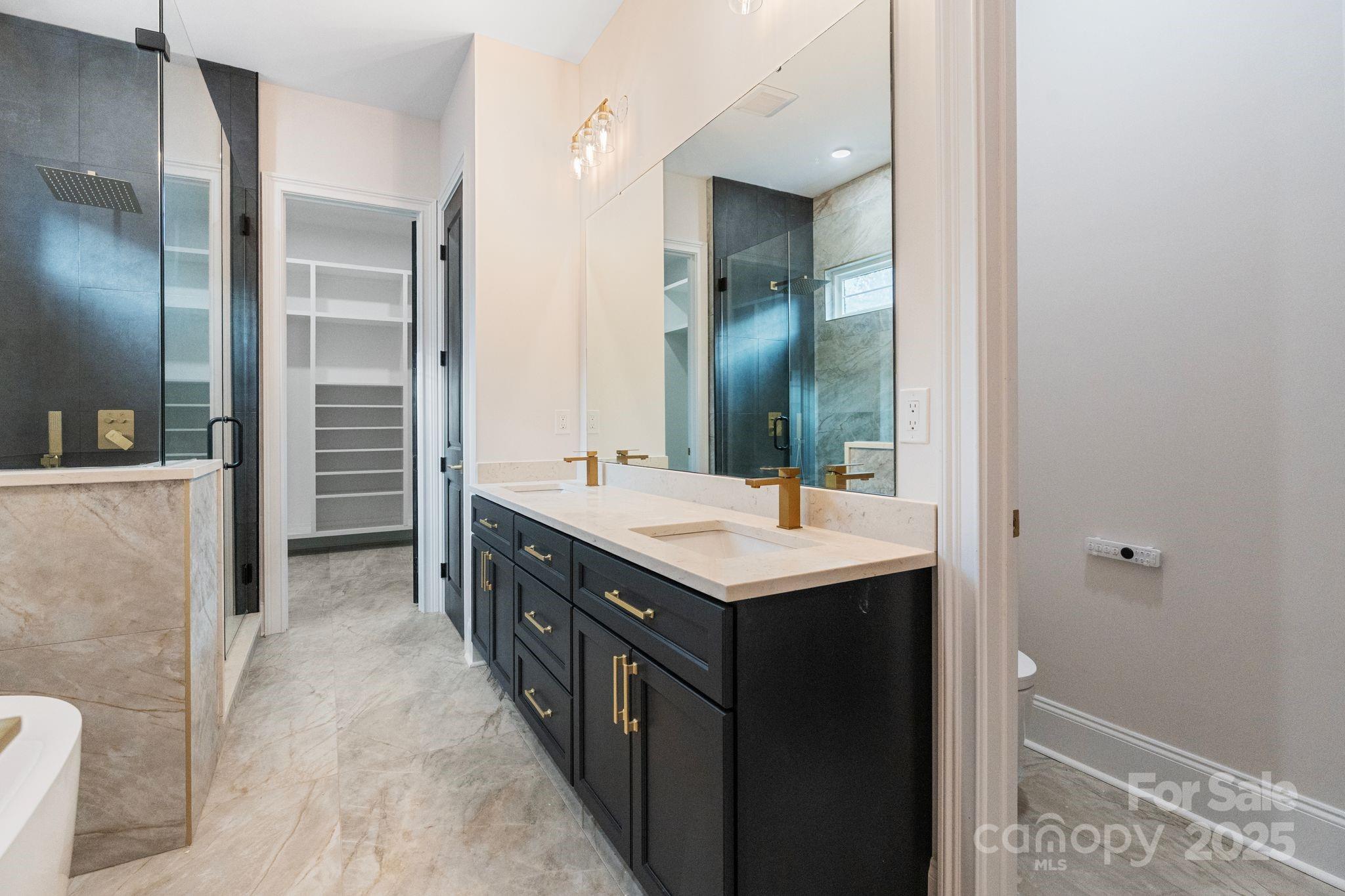 3204 Chancellor Lane