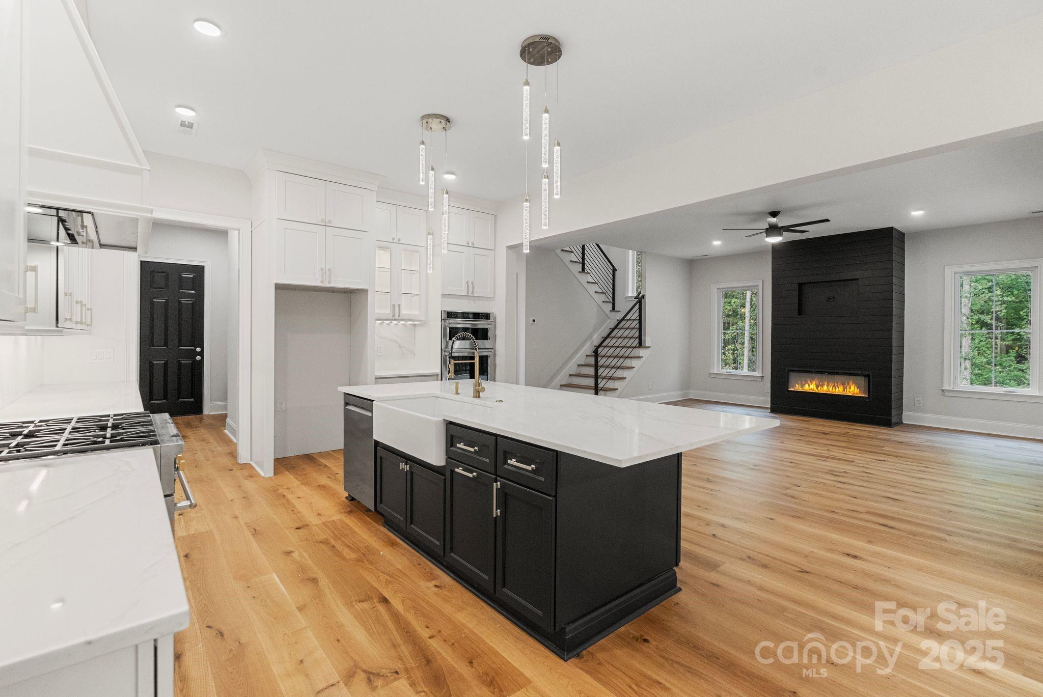 3204 Chancellor Lane