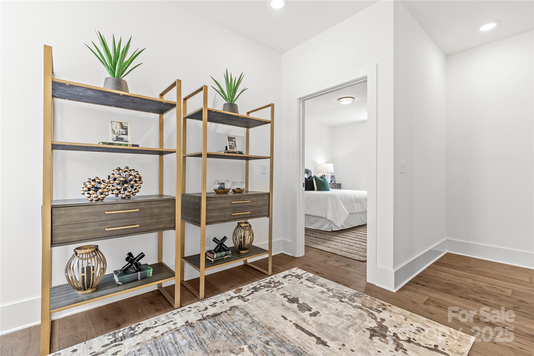 151 S Sycamore Street