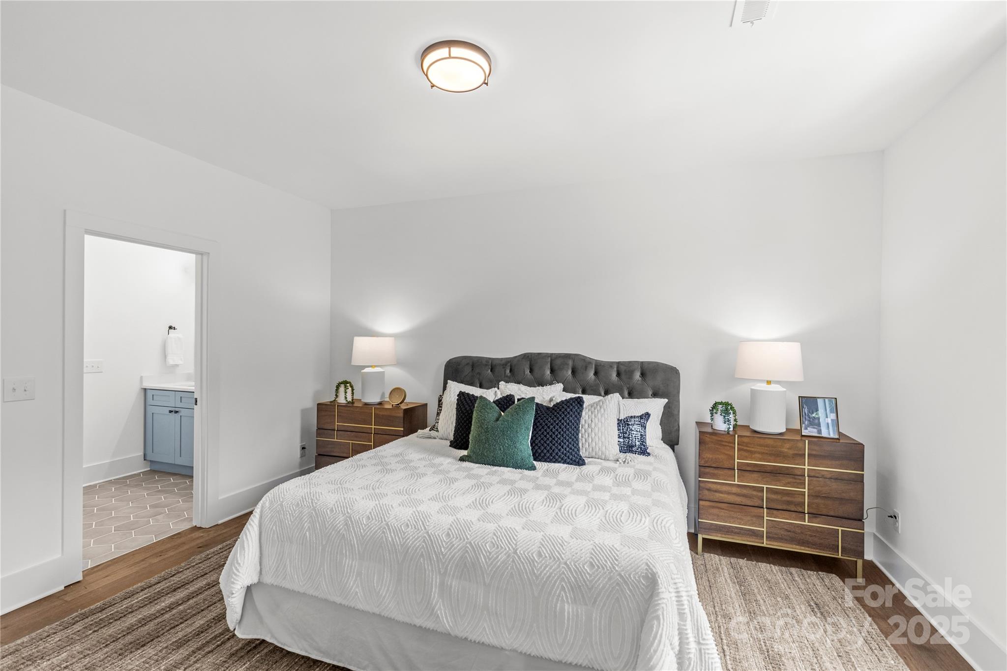 151 S Sycamore Street