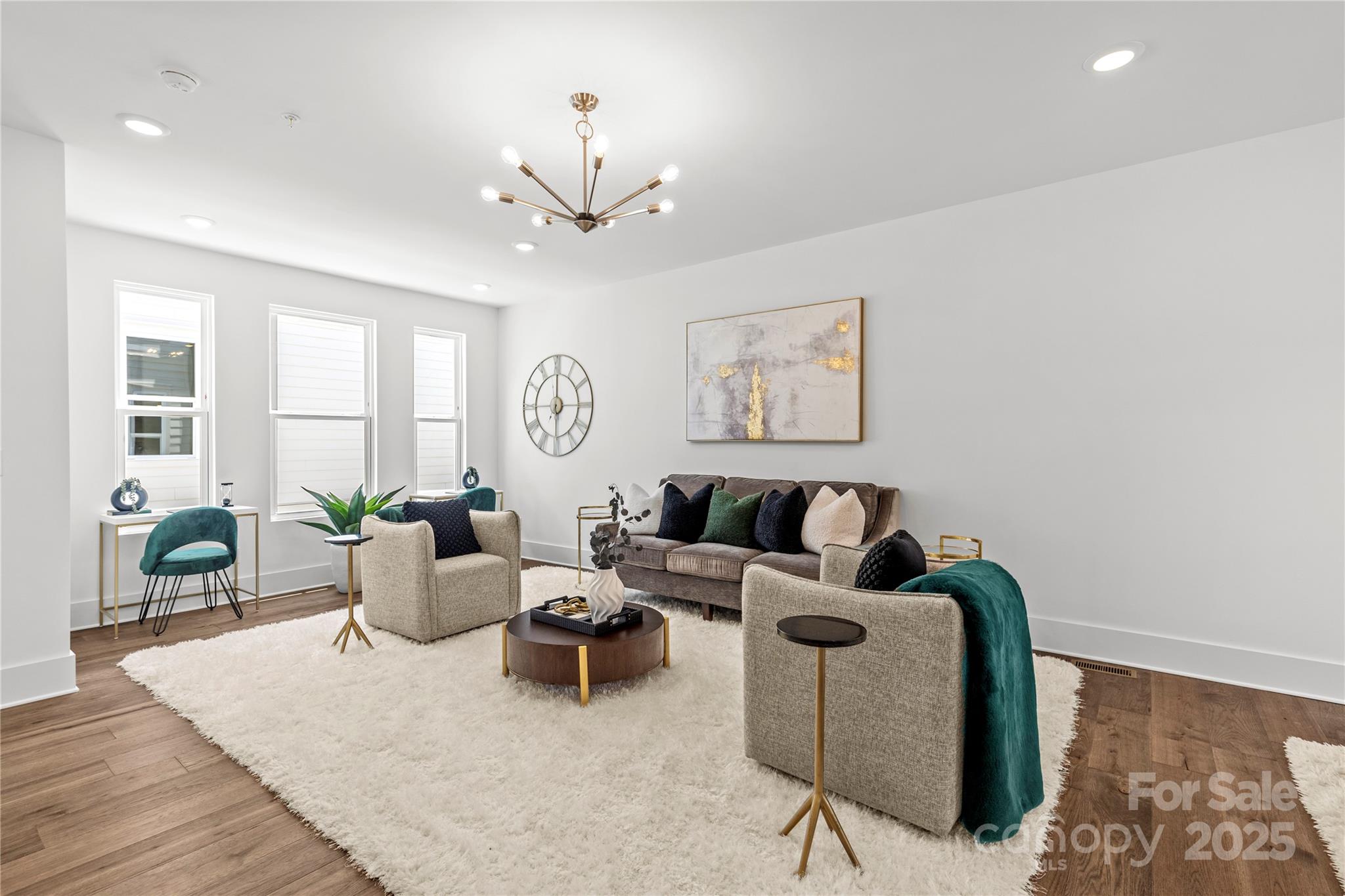 151 S Sycamore Street