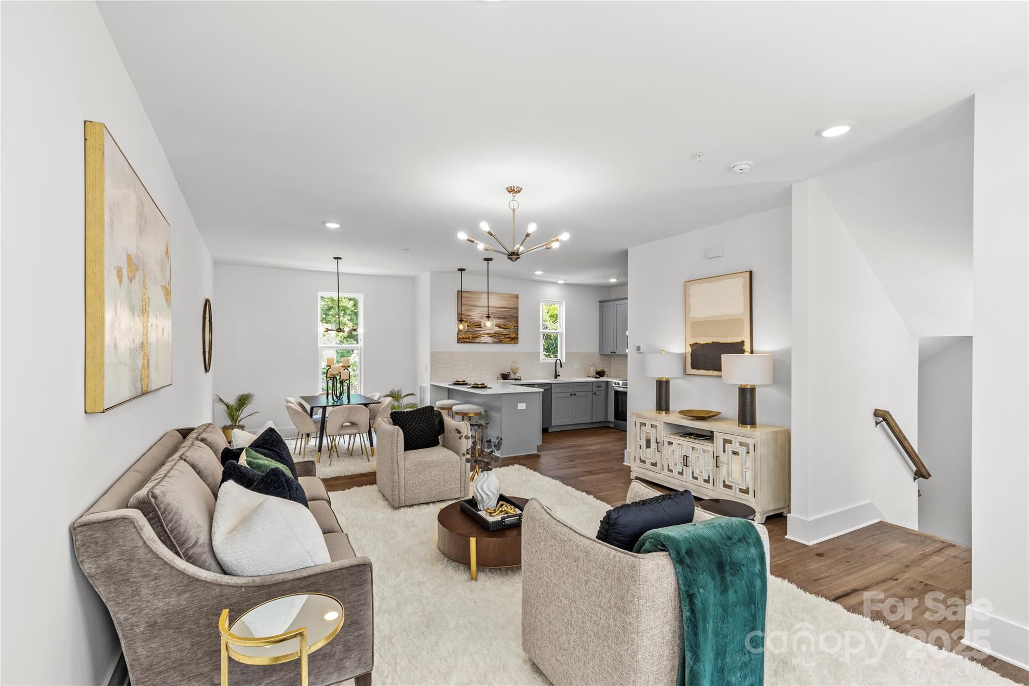 151 S Sycamore Street