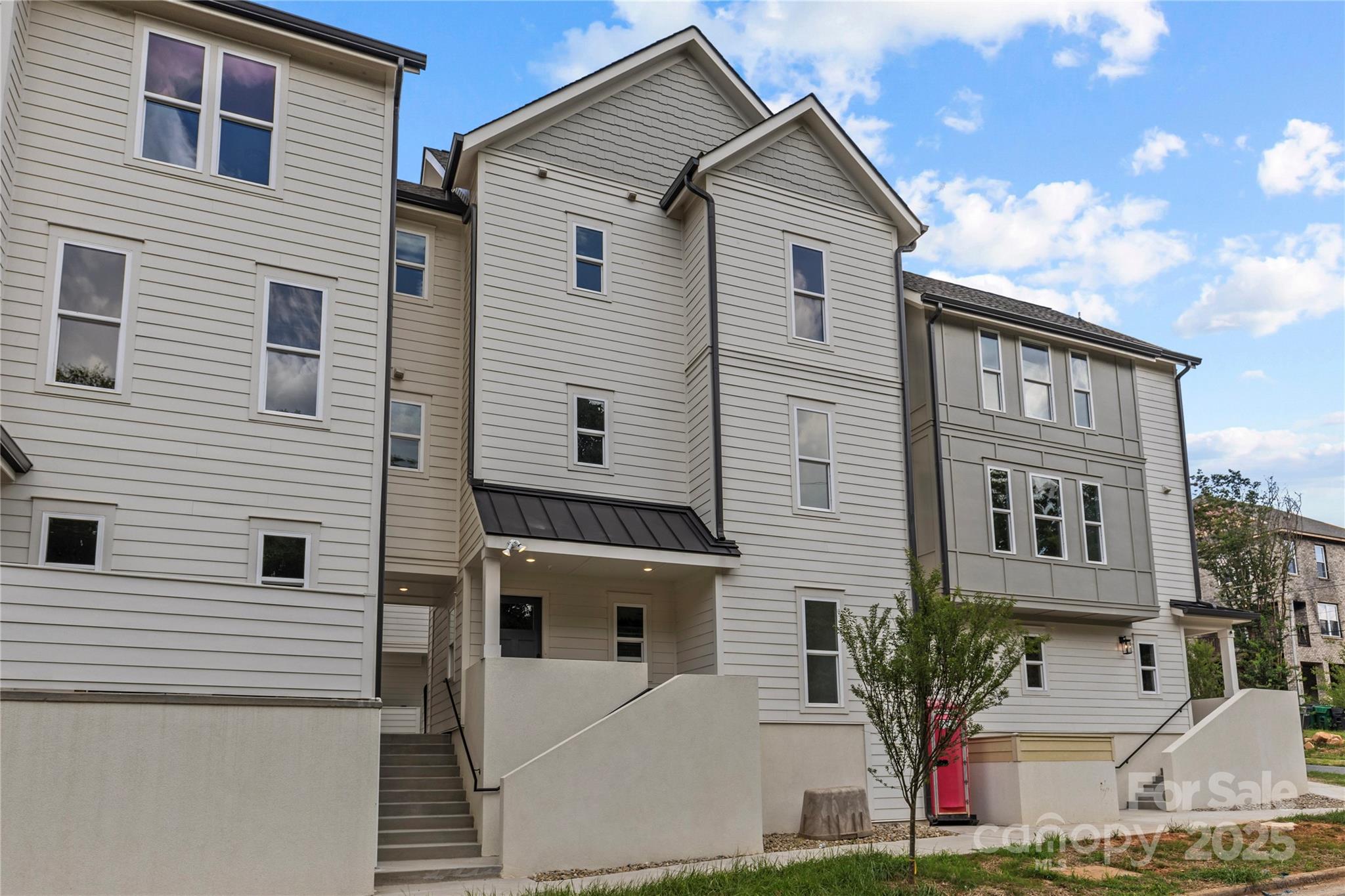 151 S Sycamore Street