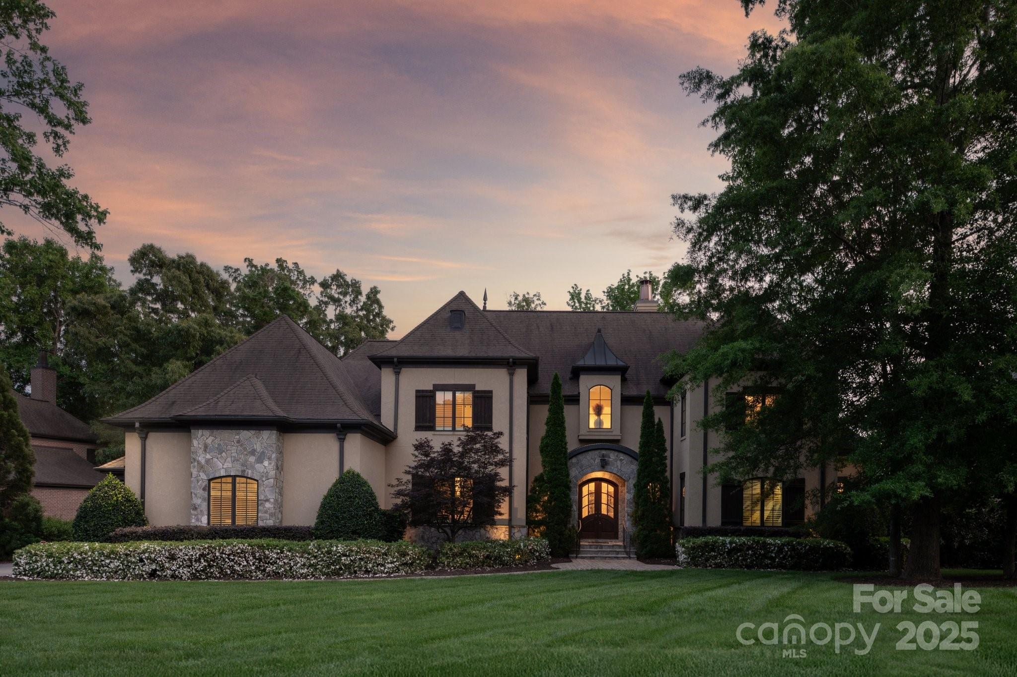 8021 Skye Lochs Drive