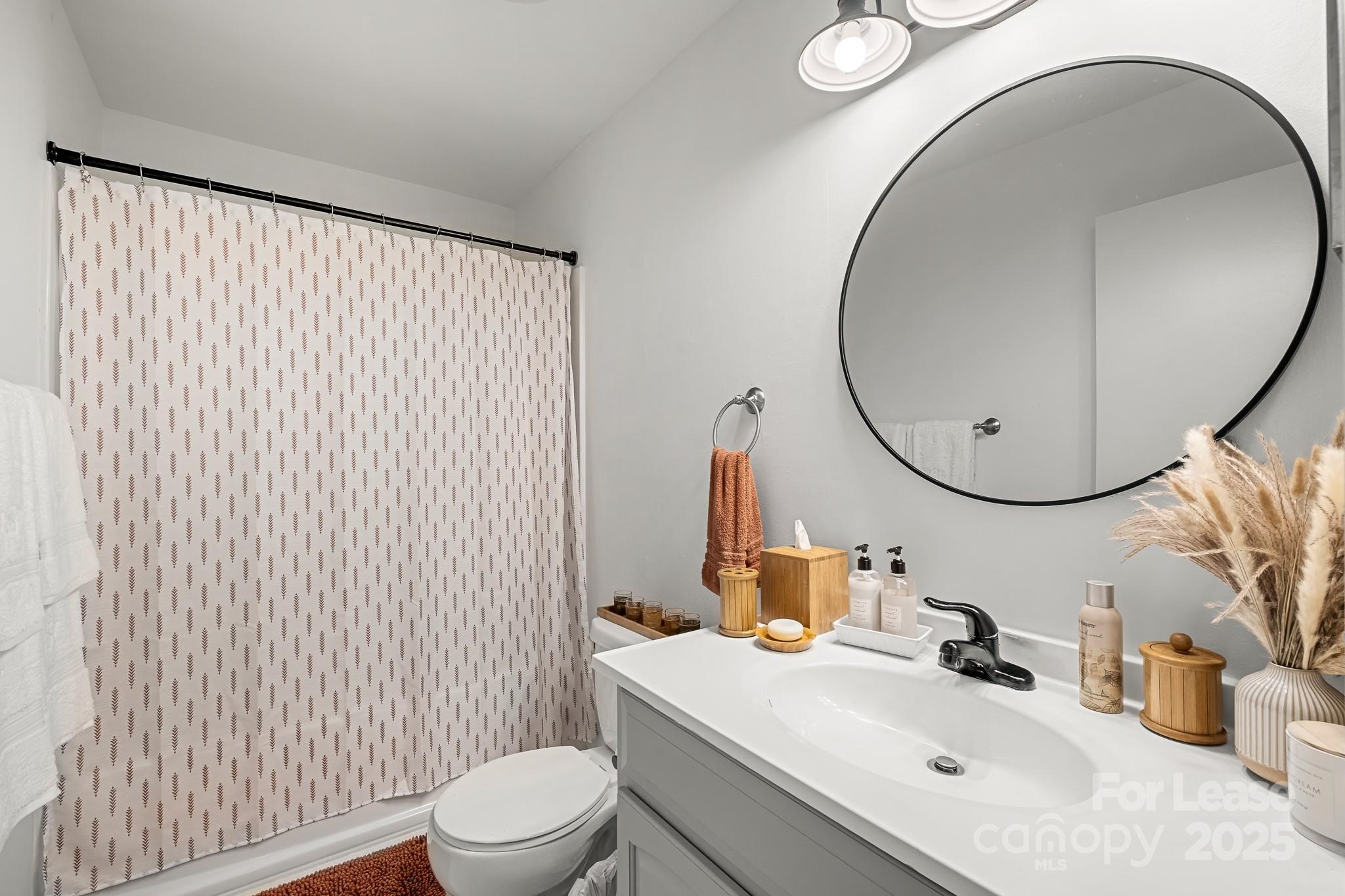 8211 Park Vista Circle