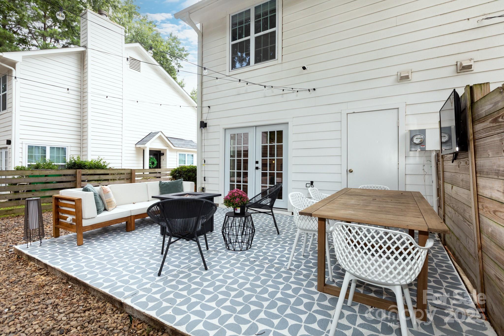 1543 Briar Creek Road