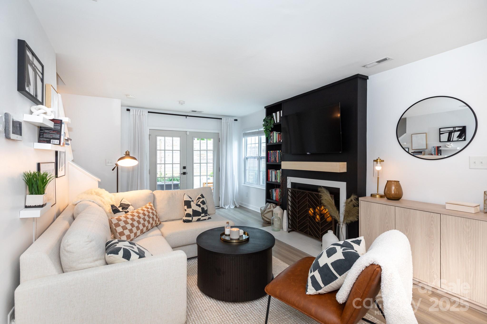 1543 Briar Creek Road