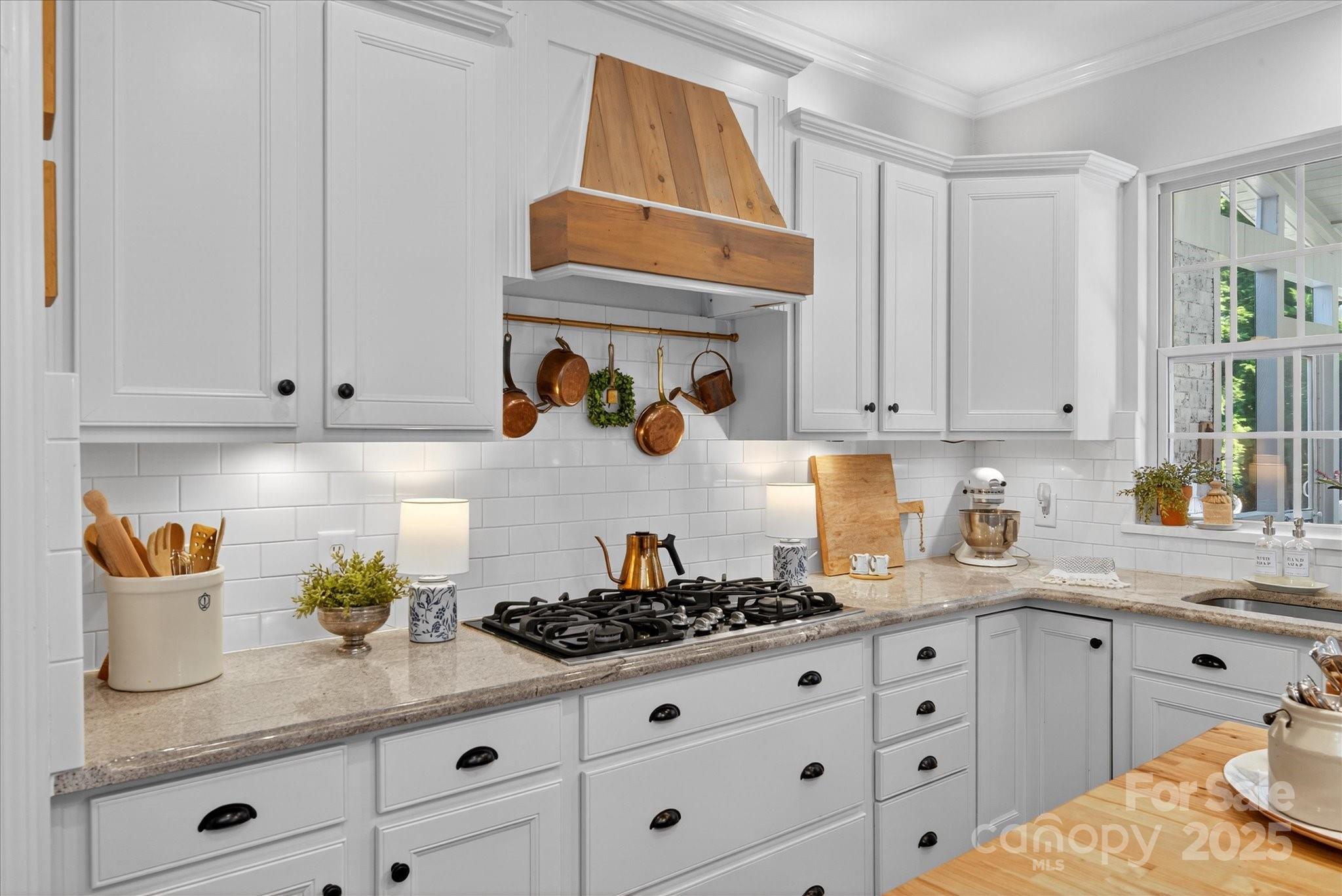 9911 Silverling Drive