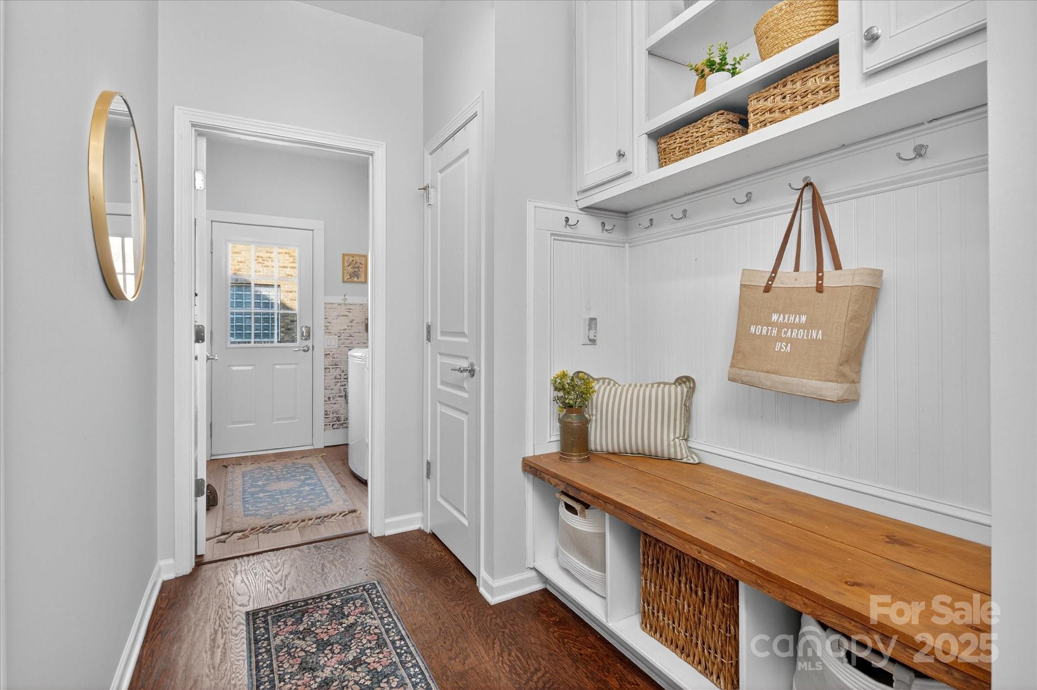 9911 Silverling Drive