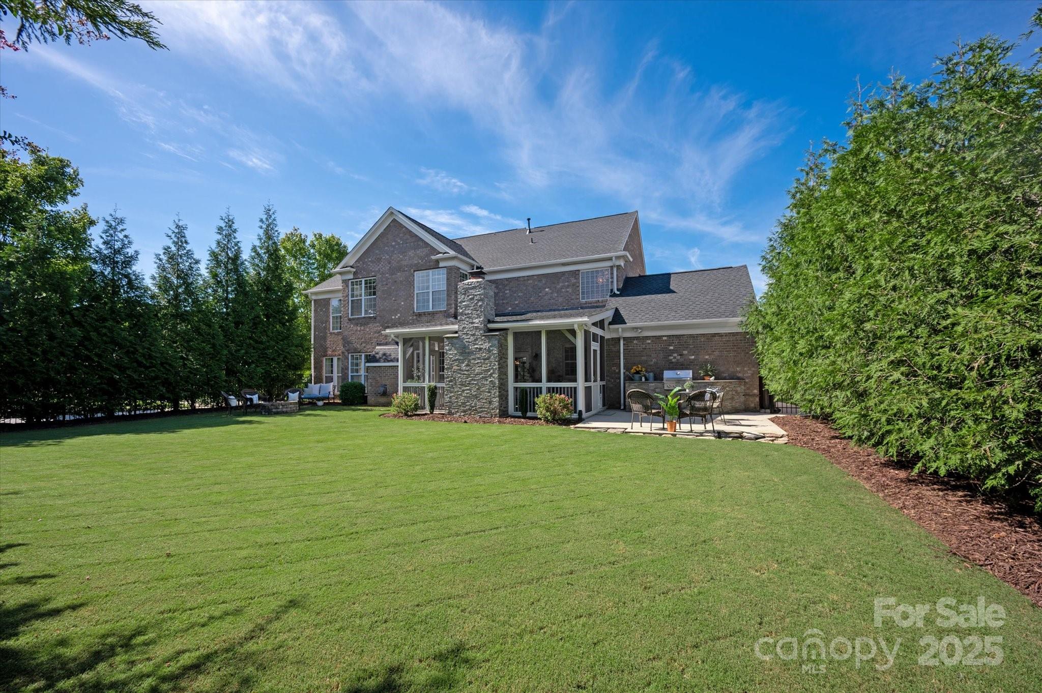 9911 Silverling Drive