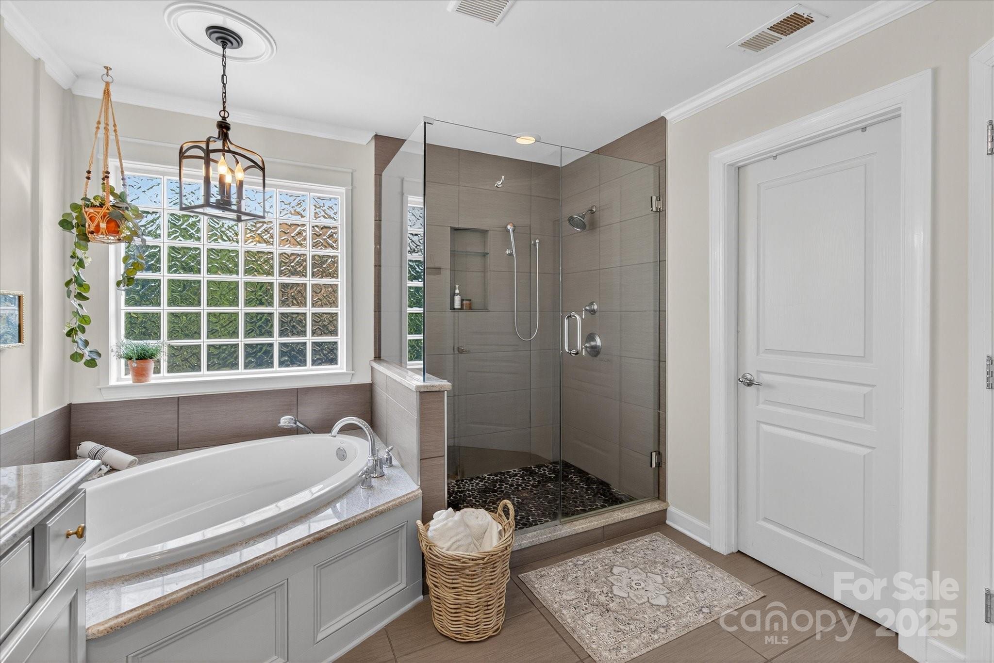 9911 Silverling Drive