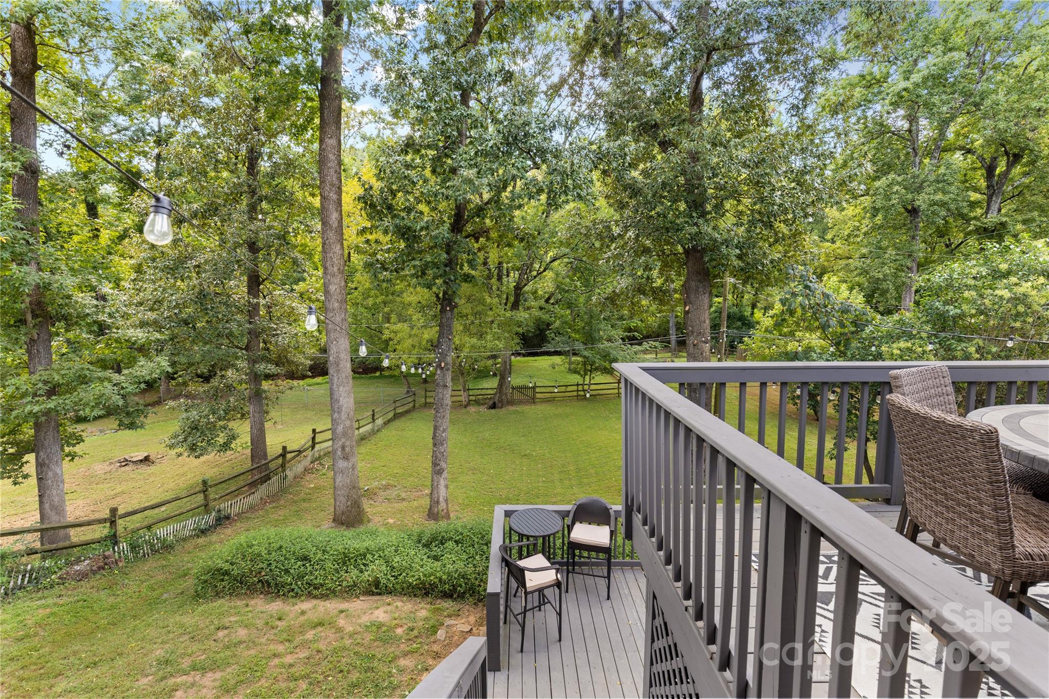 5128 Valley Stream Road