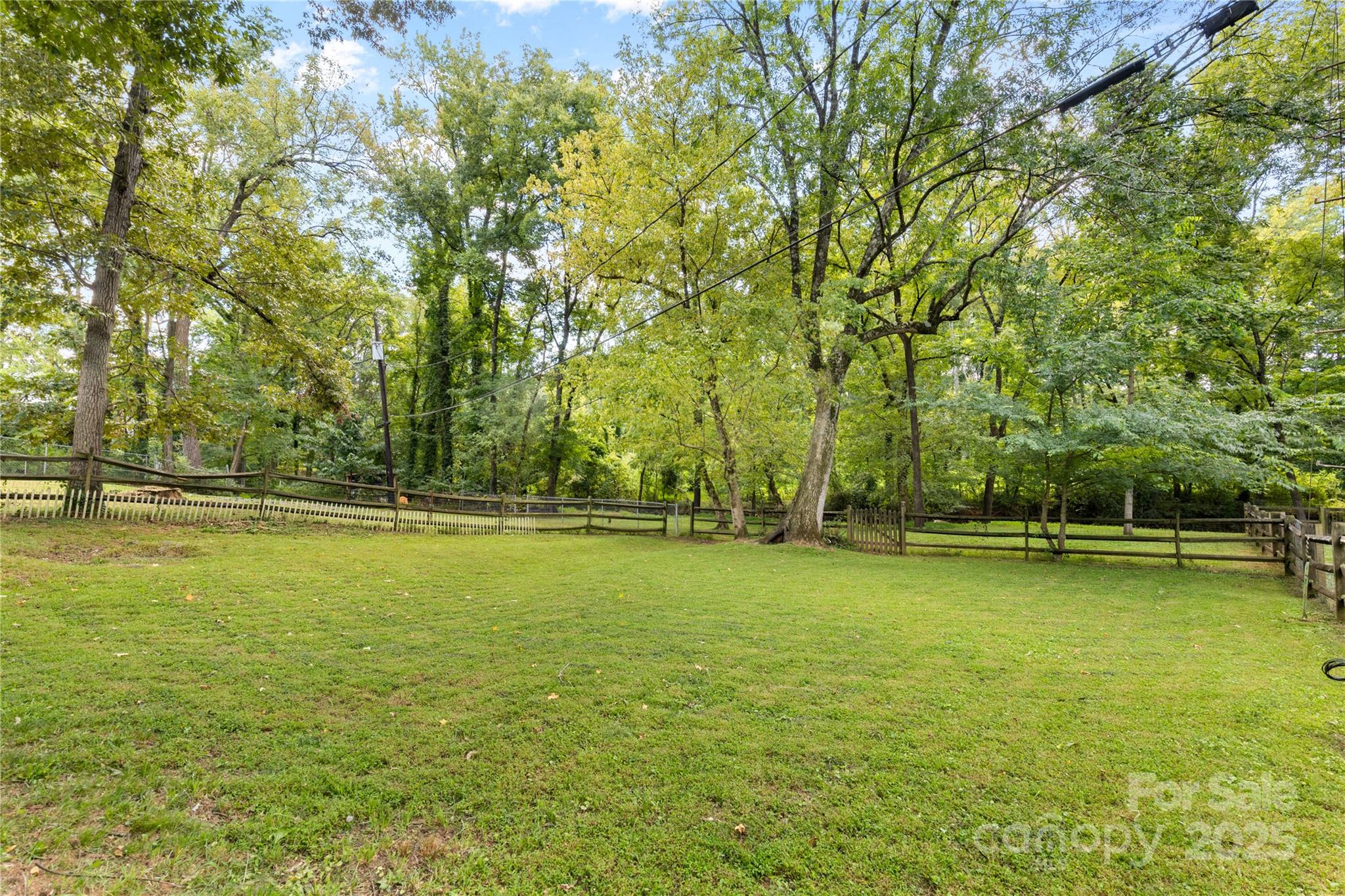 5128 Valley Stream Road