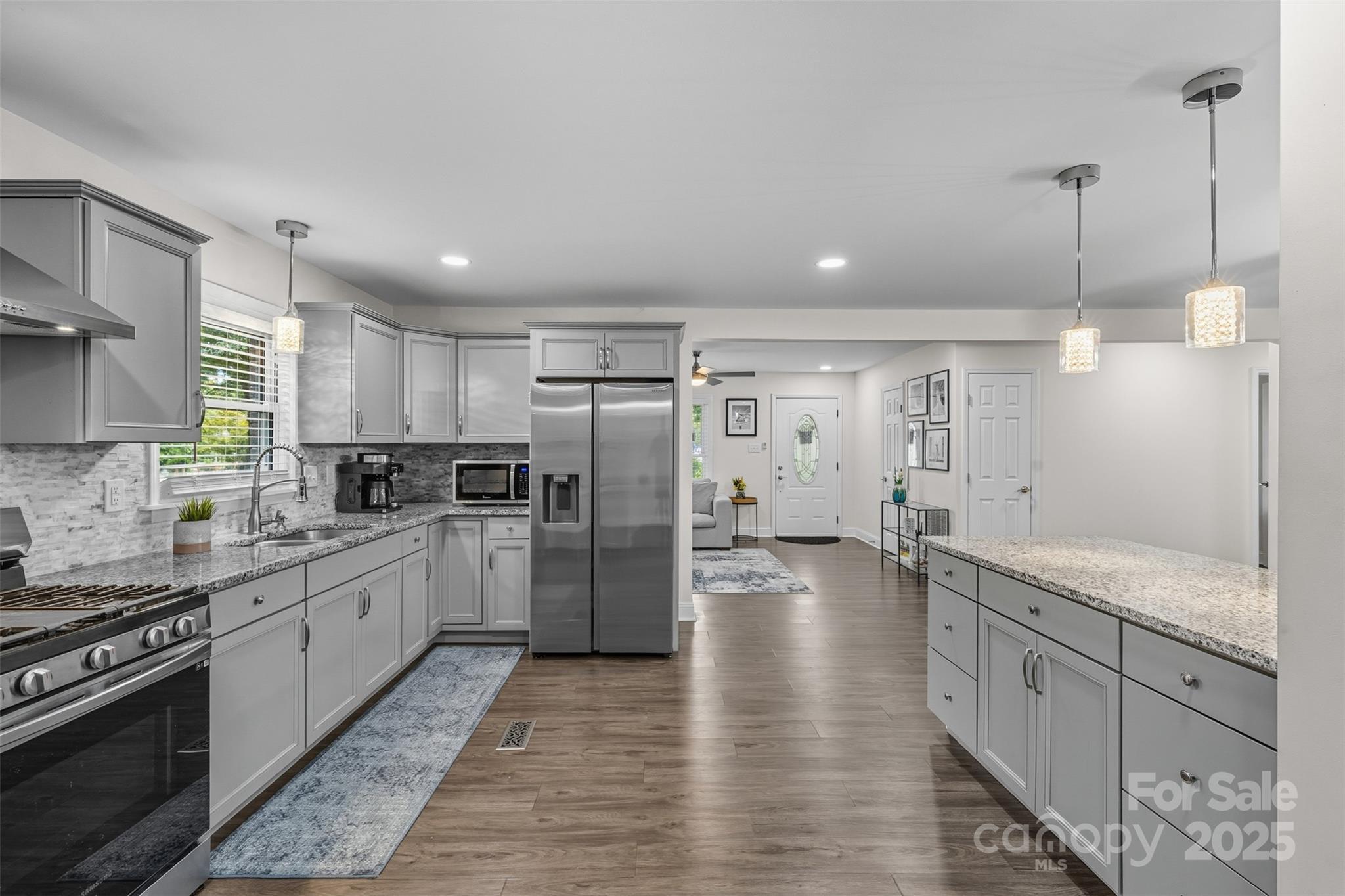 1901 Crestdale Drive