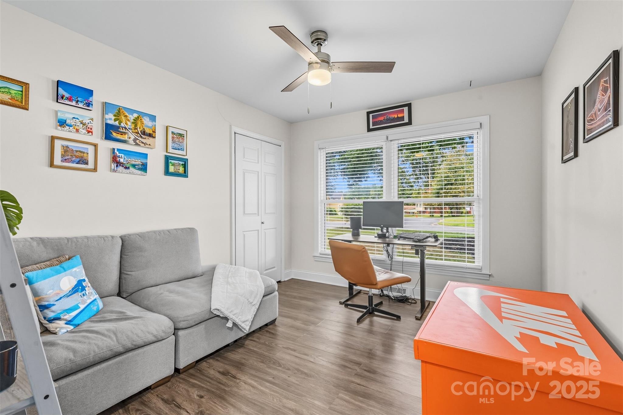 1901 Crestdale Drive